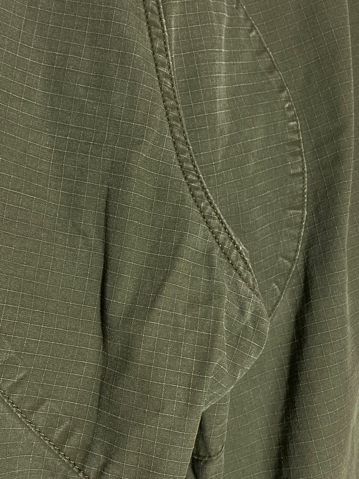 Carhartt Vintage Carhartt Cargo Pants Faded Distressed Size US 32 / EU 48 - 9 Thumbnail
