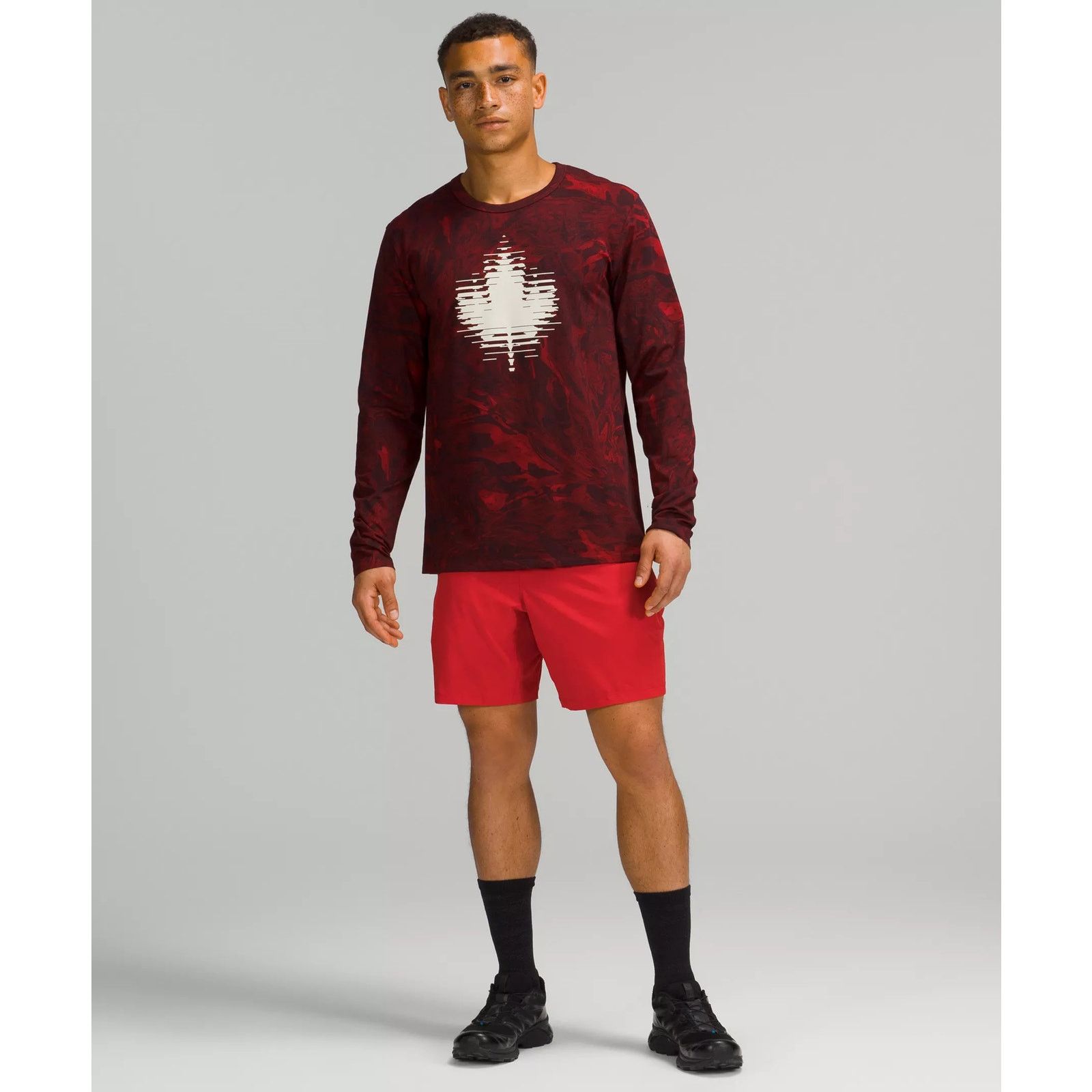 Lululemon NWOT Lululemon Team Canada Maple Leaf Long Sleeve Shirt L Size US L / EU 52-54 / 3 - 6 Thumbnail
