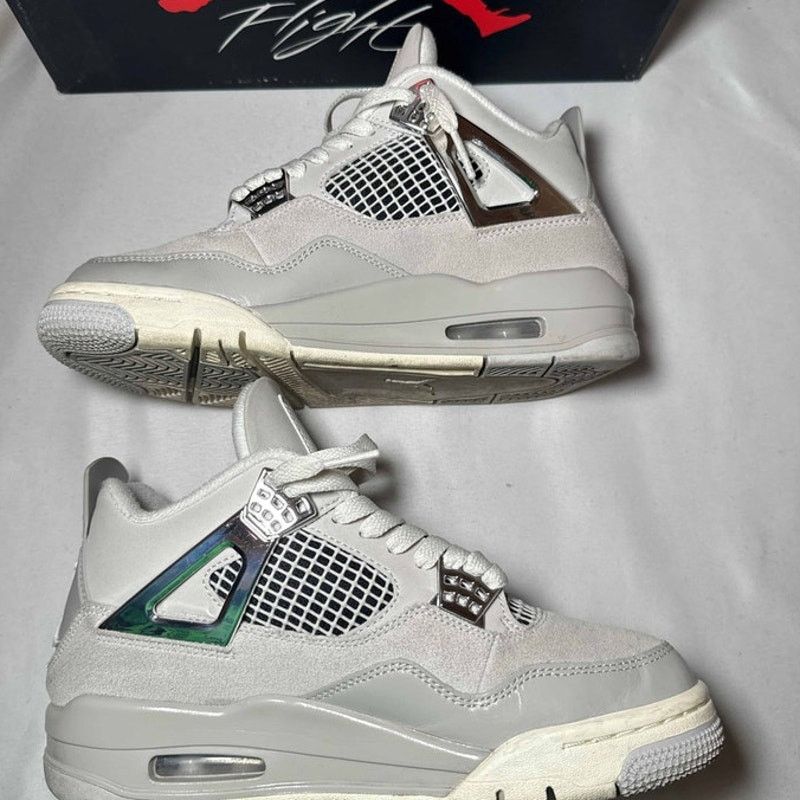 Jordan Brand × Nike Size 6.5 - Air Jordan 4 Retro Frozen Moments Women's Shoes Size US 6.5 / IT 36.5 - 2 Thumbnail