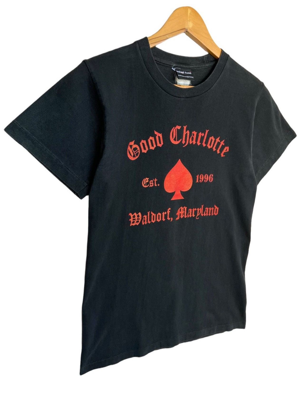 Band Tees × Vintage Vintage Good Charlotte Old English Spellout Black Tee Size US S / EU 44-46 / 1 - 3 Thumbnail