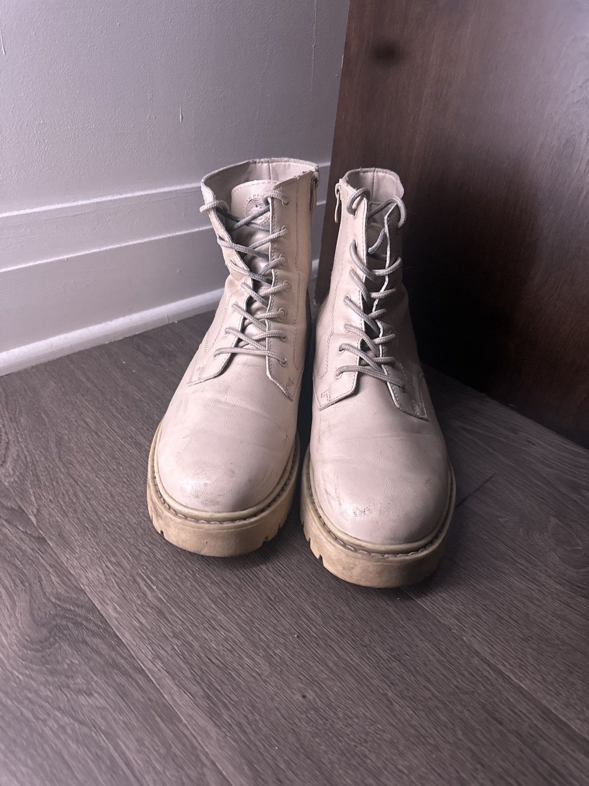 Other Military Beige Boots Size US 12 / EU 45 - 2 Thumbnail