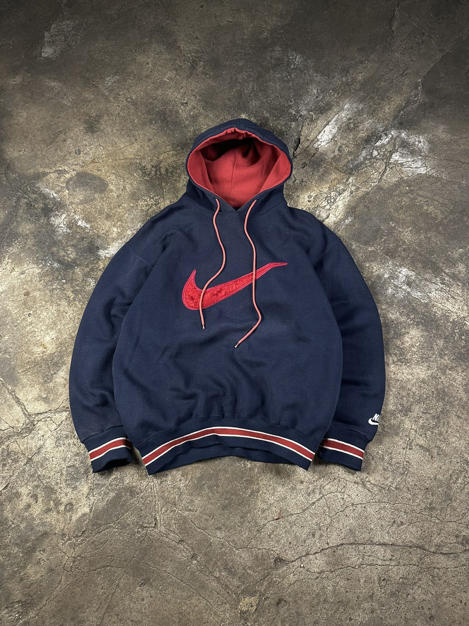 Nike 90s Nike Central Swoosh Boxy Washed Hoodie Size US M / EU 48-50 / 2 - 1 Thumbnail