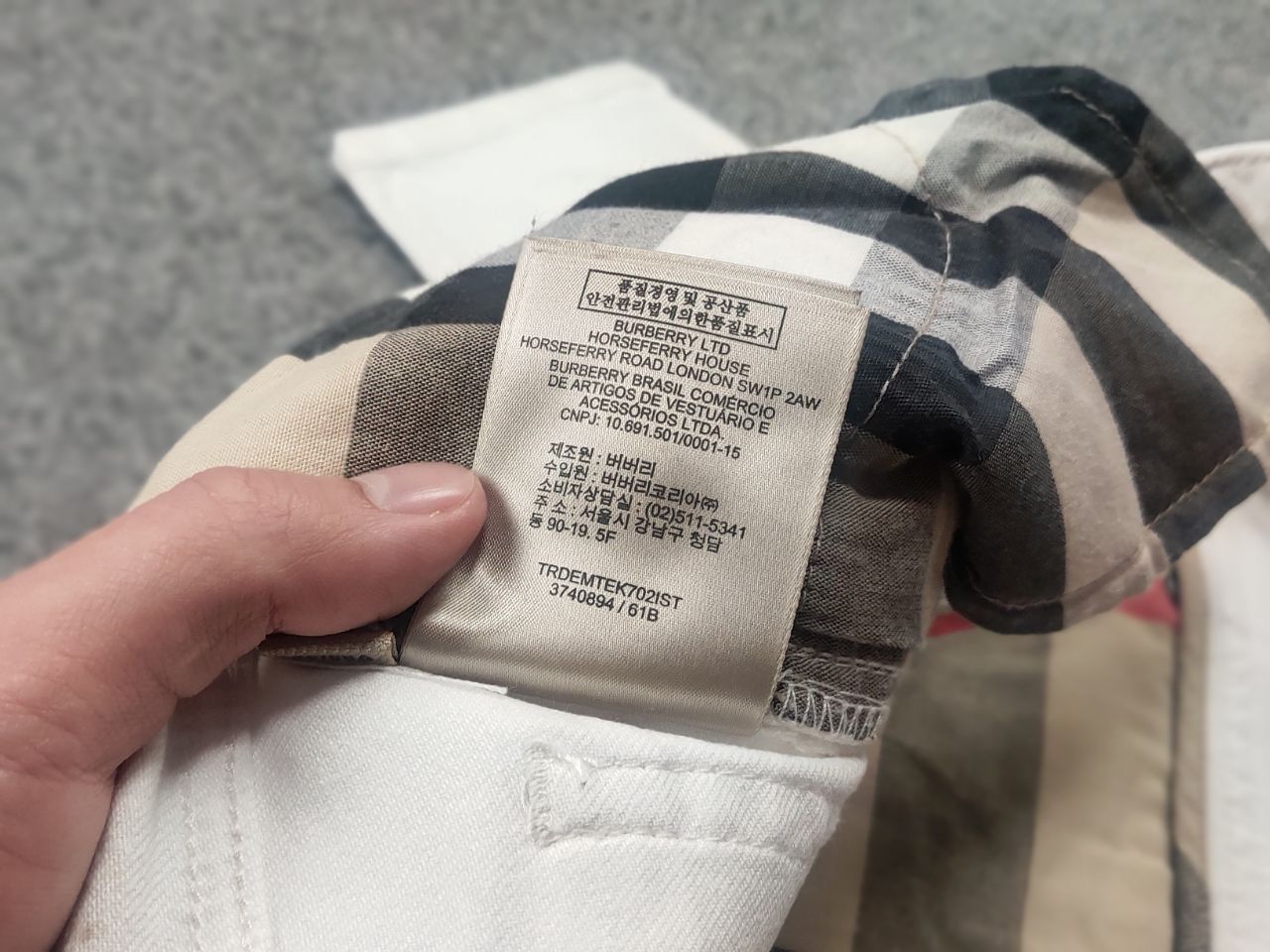 Burberry Burberry Brit nova check kensington Skinny Fit Denim Jeans Size 26" / US 2 / IT 38 - 16 Thumbnail
