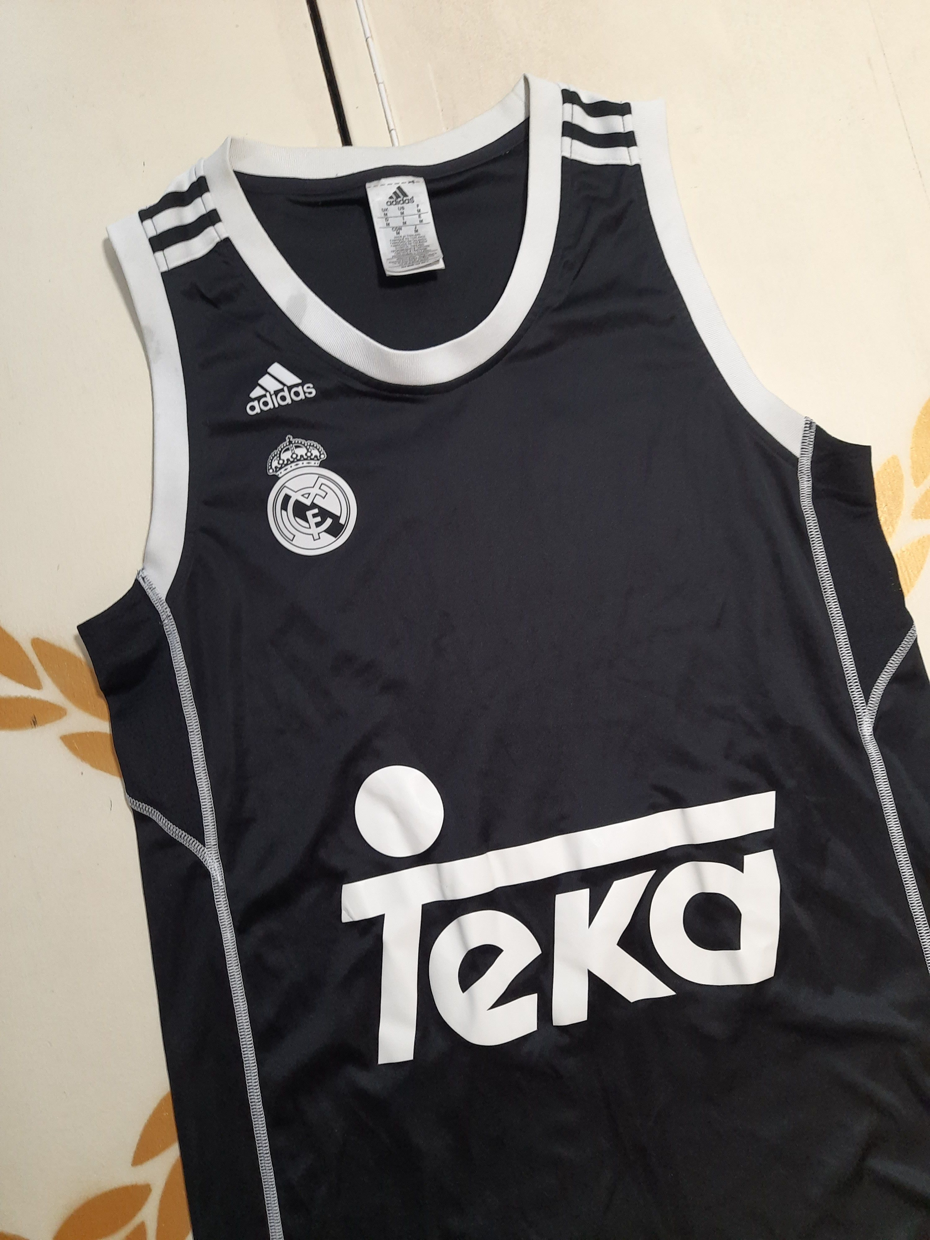 Other Real Madrid Basketball Jersey 2014 Size US M / EU 48-50 / 2 - 6 Thumbnail