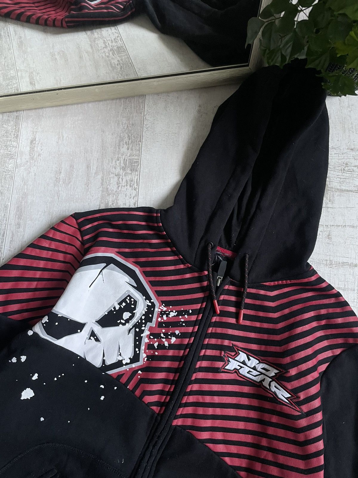 No Fear × Vintage Vintage No Fear Y2K Hoodie Skull Patch Logo X3 VERY RARE Size US S / EU 44-46 / 1 - 3 Thumbnail