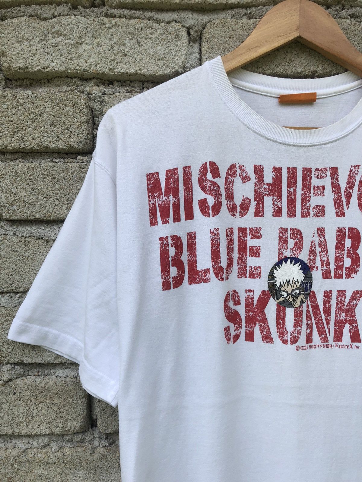 Vintage Vintage Y2K Mischievous Blue Rabbit Skunk Tshirt Size US L / EU 52-54 / 3 - 5 Thumbnail