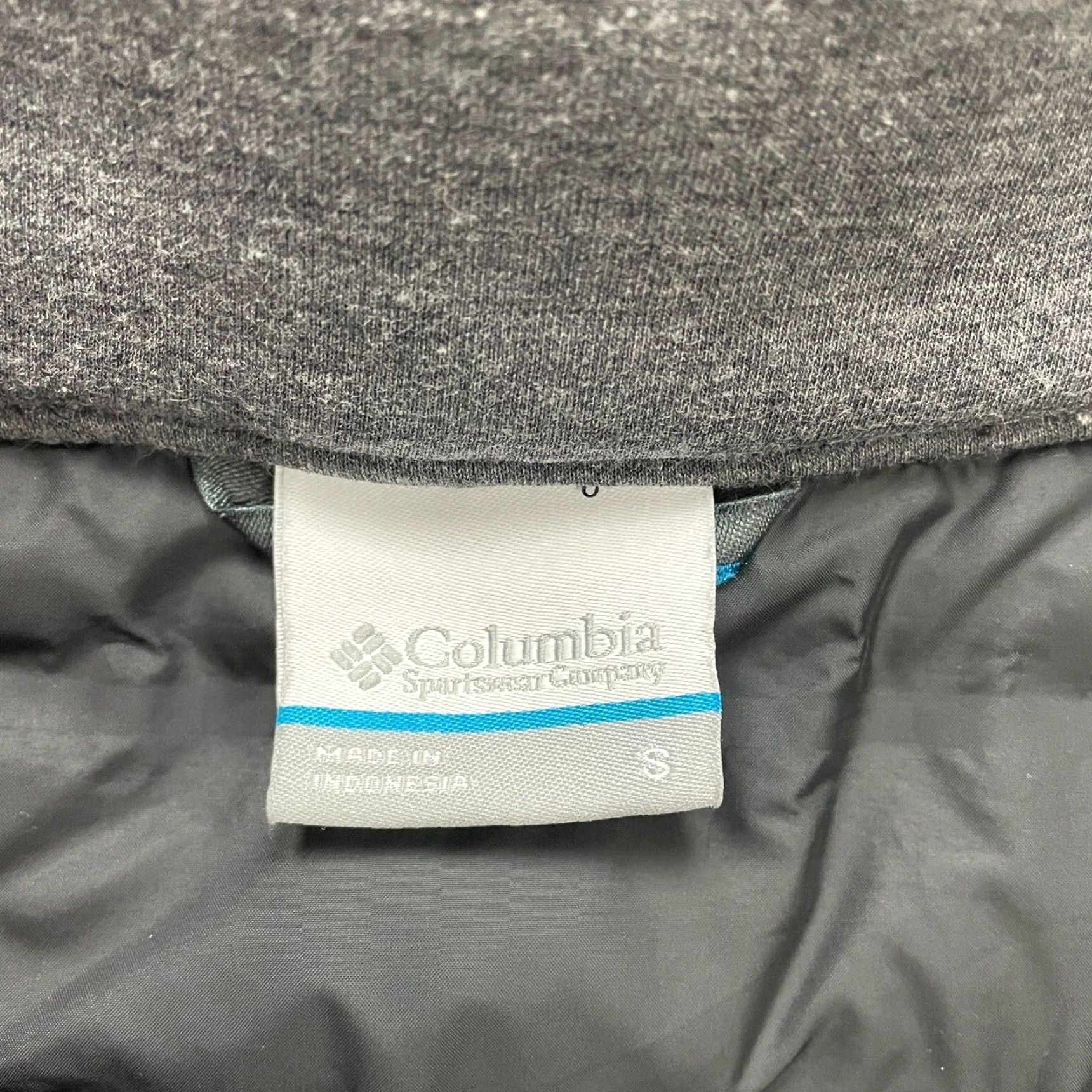 Vintage Columbia Jacket Womens Small Grey Black Full Zip Stretch Northern Comfort Hybrid Mid-Length Casual Outer Shell Polyester Size S / US 4 / IT 40 - 3 Thumbnail