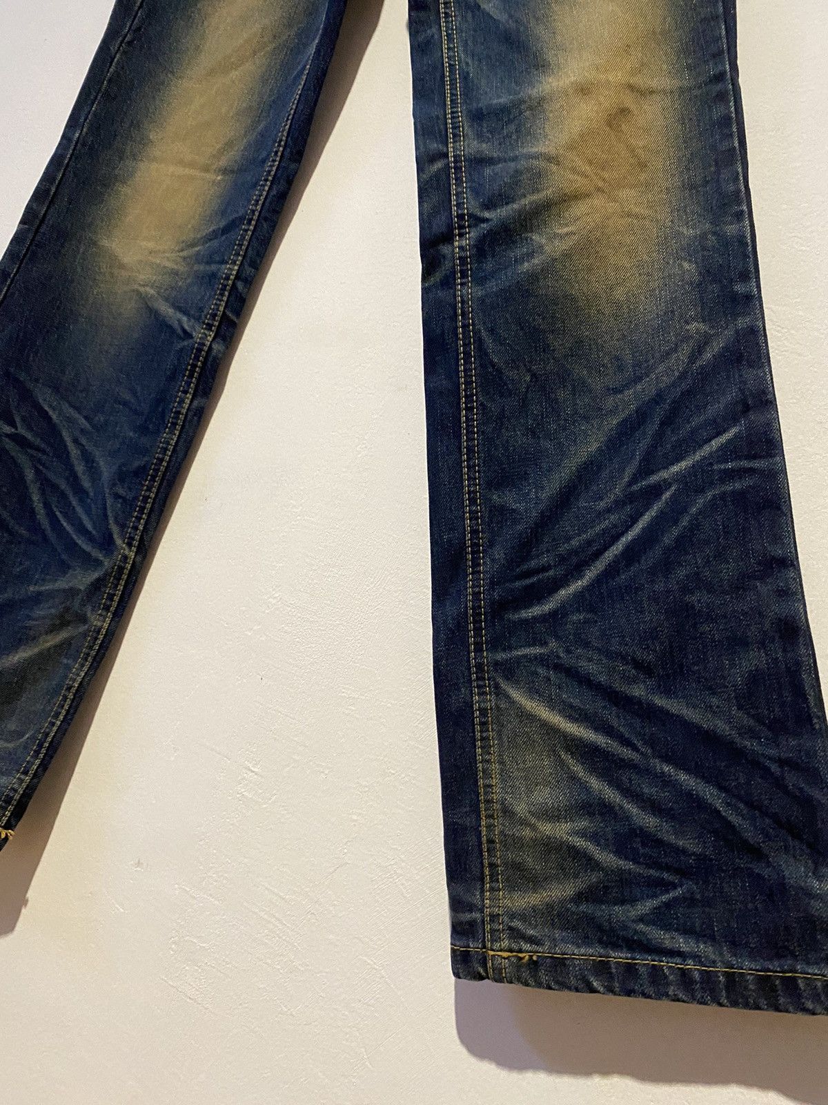 Japanese Brand × Tornado Mart Distressed Yoshitomo Nara X Lolita Cross Low Rise Jeans Size US 28 / EU 44 - 2 Thumbnail