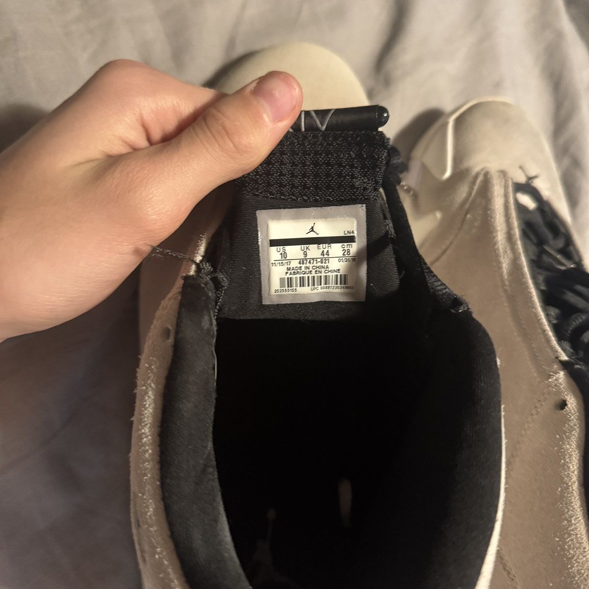 Jordan Brand Mens jordan 14 retro desert sand sneakers streetwear Size US 10 / EU 43 - 7 Thumbnail