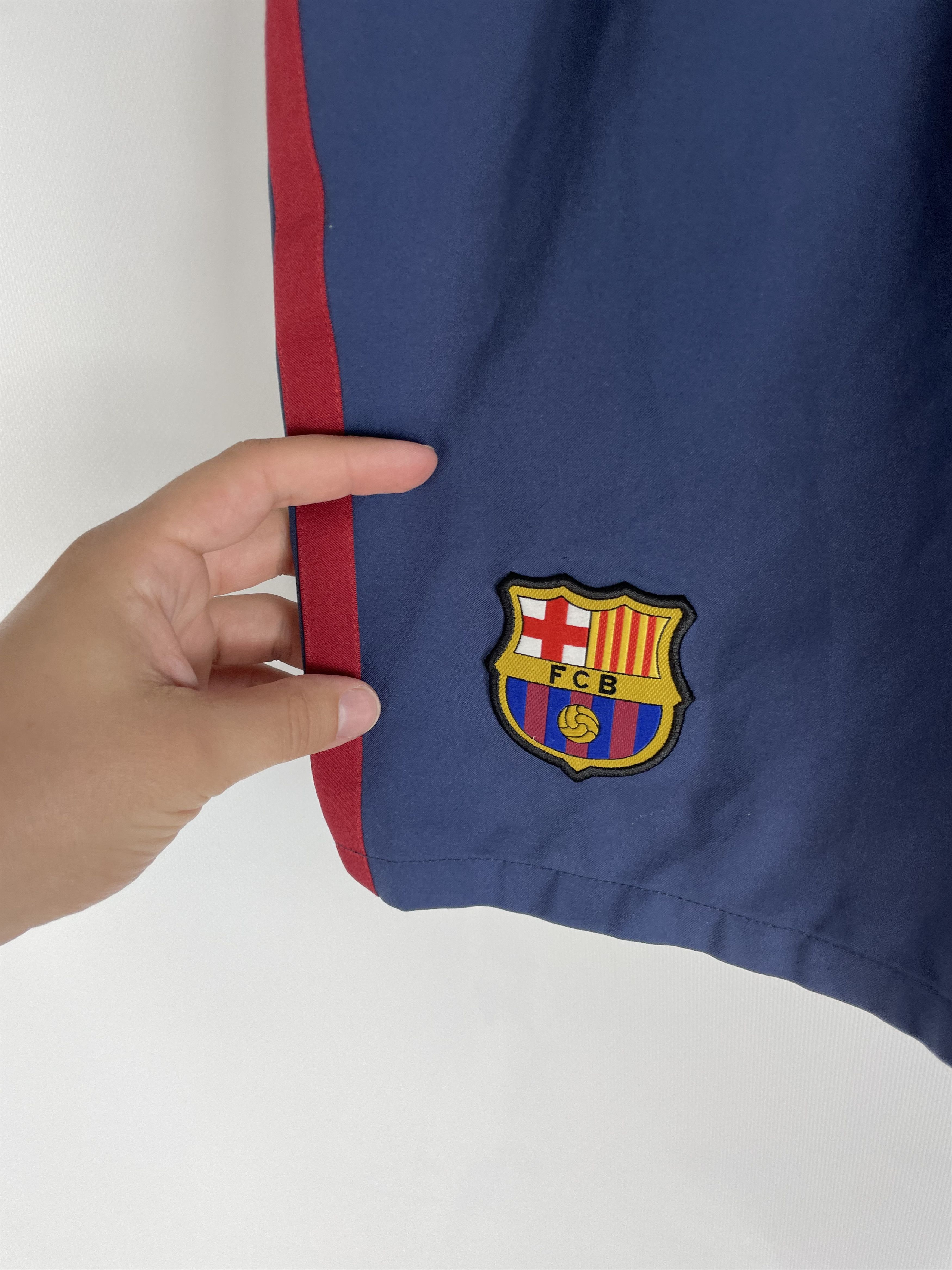Nike Vintage Nike shorts Barcelona Size US 36 / EU 52 - 4 Thumbnail