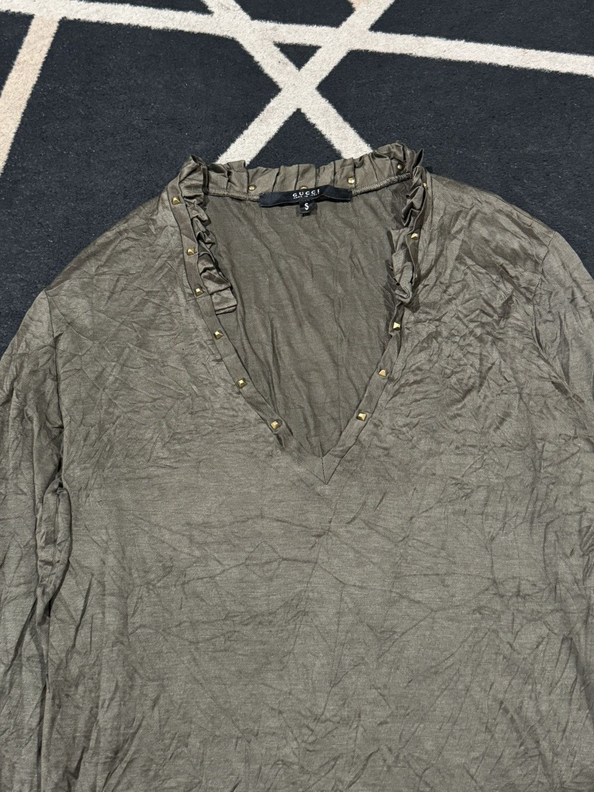 Gucci Gucci 2003 Studded Cuff Loop Top Tom Ford Size S / US 4 / IT 40 - 3 Thumbnail