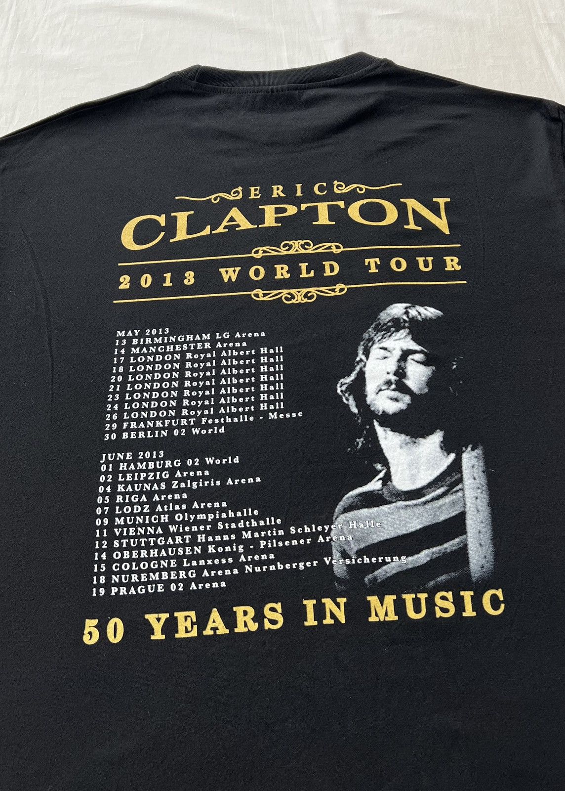 Band Tees Vintage 2013 Eric Clapton 50 Years in Music Tour T-shirt Size US XL / EU 56 / 4 - 8 Thumbnail