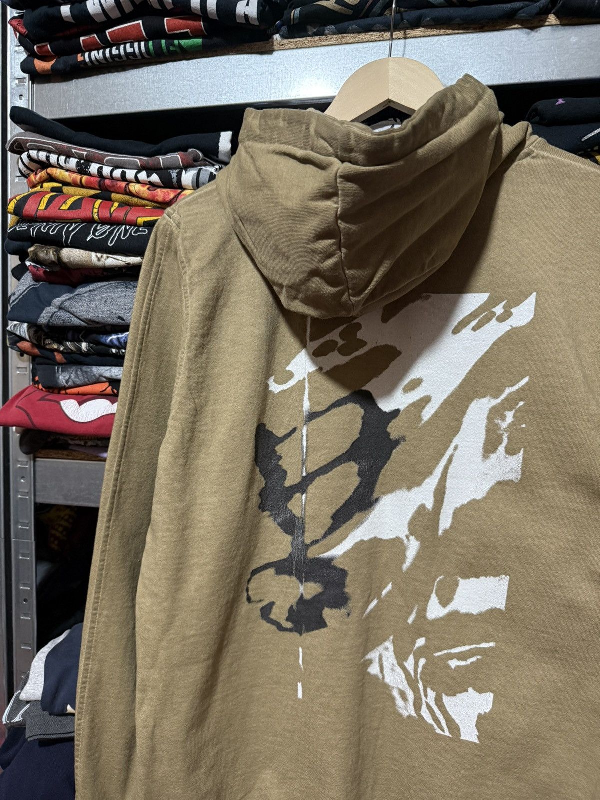 1017 ALYX 9SM Rare Luxury 1017 ALYX 9SM Tan Pullover W/ Prints Hoodie Y2K Size US L / EU 52-54 / 3 - 5 Thumbnail