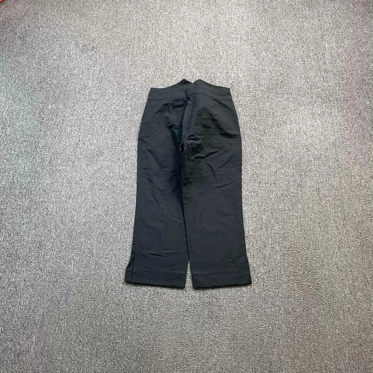 Celine CELINE Navy Blue Cropped Trousers. Size 35" - 2 Thumbnail