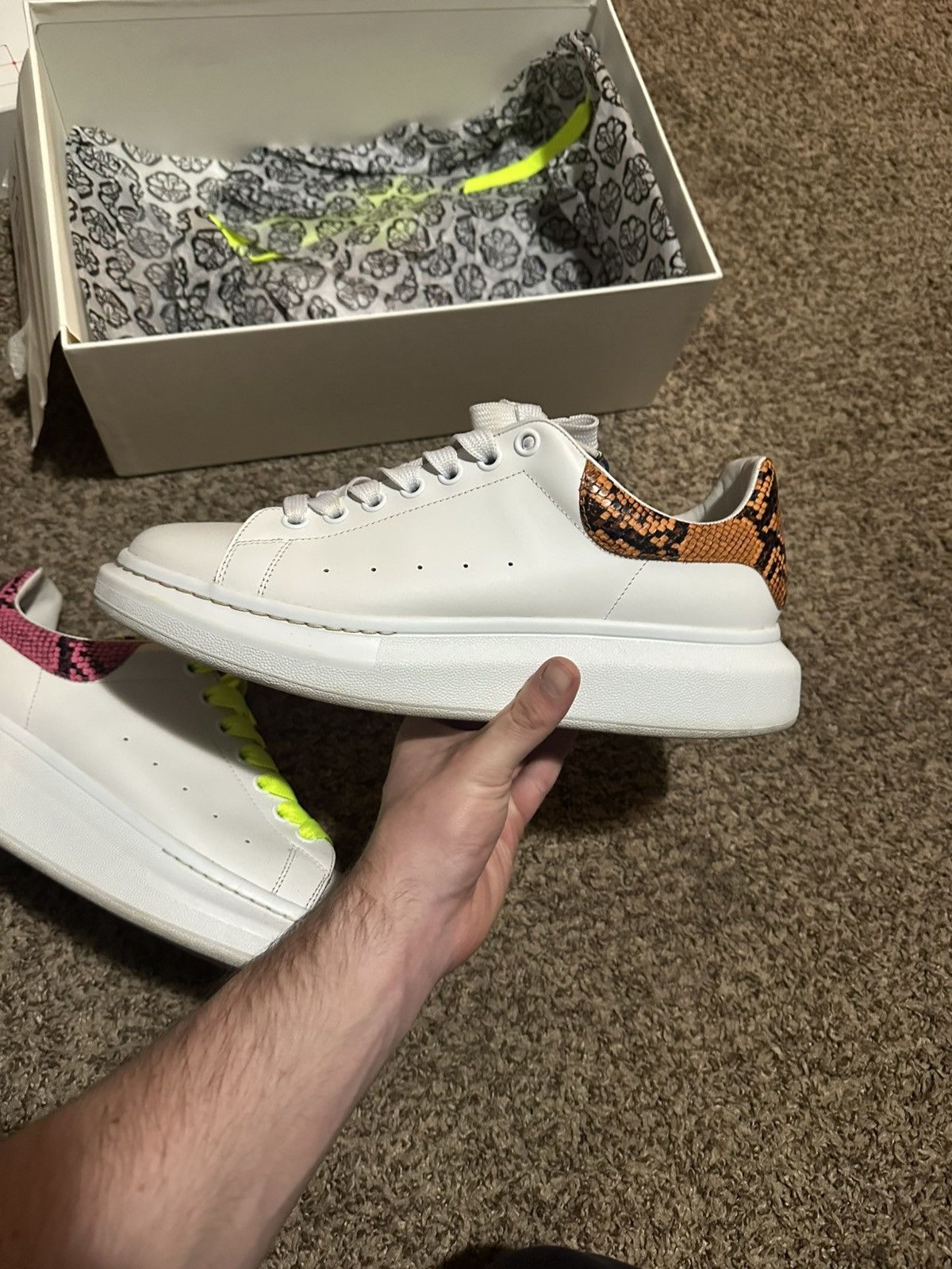 McQ Alexander McQueen Alexander Mcqueen Oversized Sneaker ‘White Multi Snakeskin Size US 11 / EU 44 - 7 Thumbnail