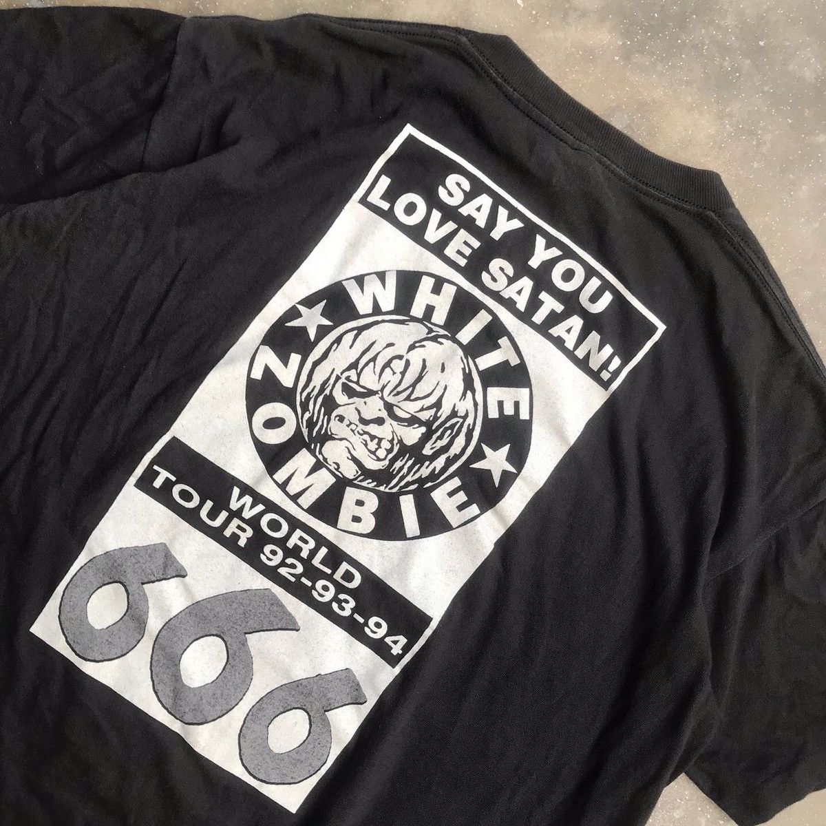 Band Tees Vintage T-Shirt White Zombie Size US L / EU 52-54 / 3 - 5 Thumbnail