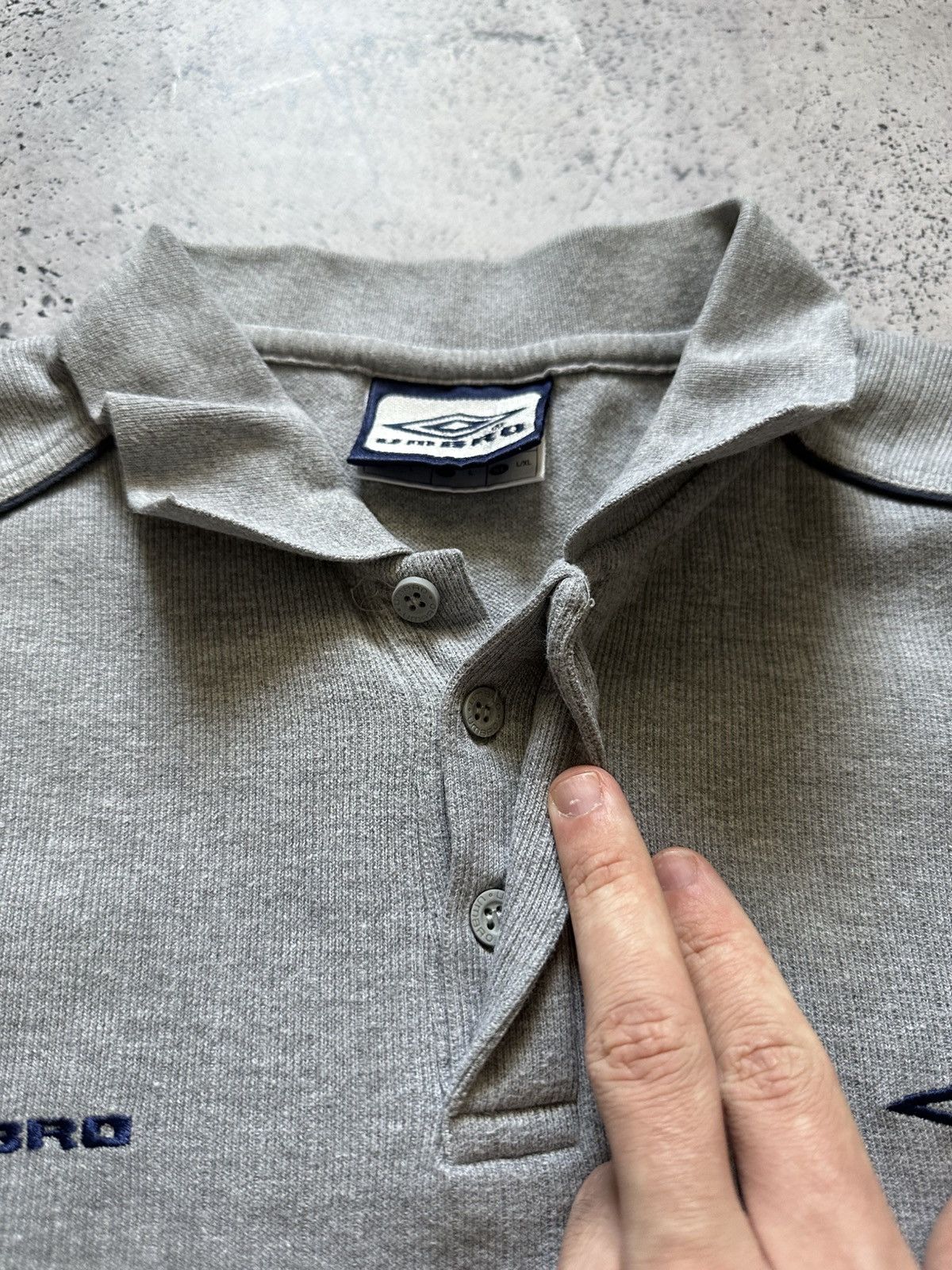 Umbro × Vintage Vintage Umbro Soccer Jersey T-shirt Polos Y2K USA Size US L / EU 52-54 / 3 - 5 Thumbnail