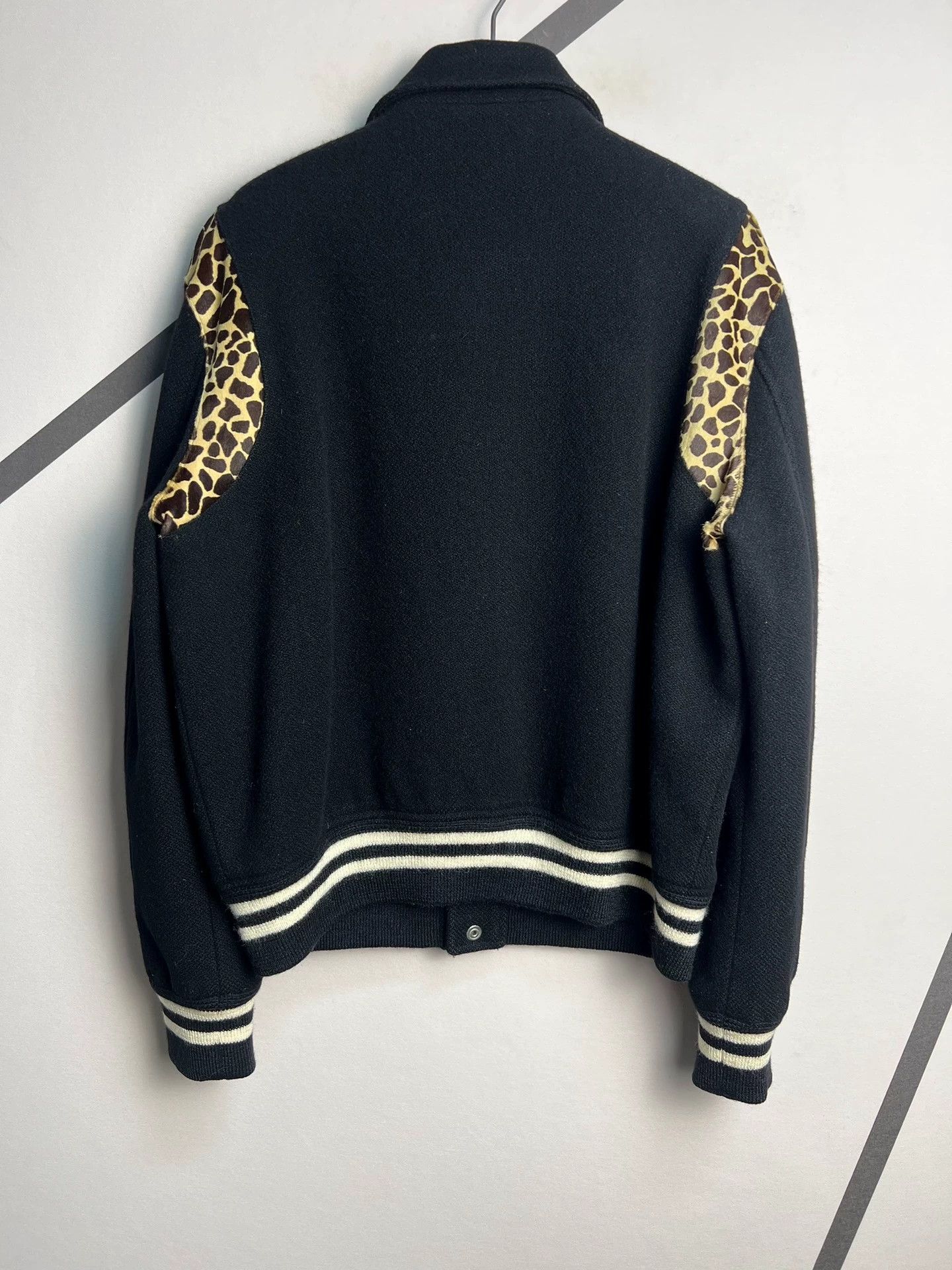 Saint Laurent Paris Saint Laurent leopard print patchwork wool baseball jacket Size L / US 10 / IT 46 - 2 Thumbnail