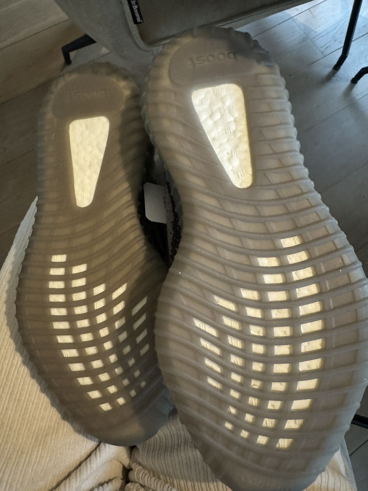Adidas × Yeezy Yeezy Boost 350 V2 Grey Beluga 2.0 Size US 8.5 / EU 41-42 - 10 Thumbnail