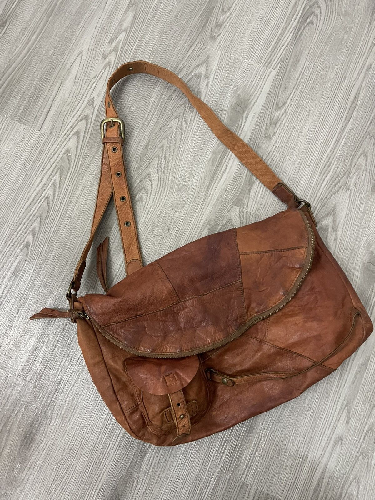And A × Genuine Leather × Japanese Brand Leather Messenger Crossbody bag Size ONE SIZE - 19 Thumbnail