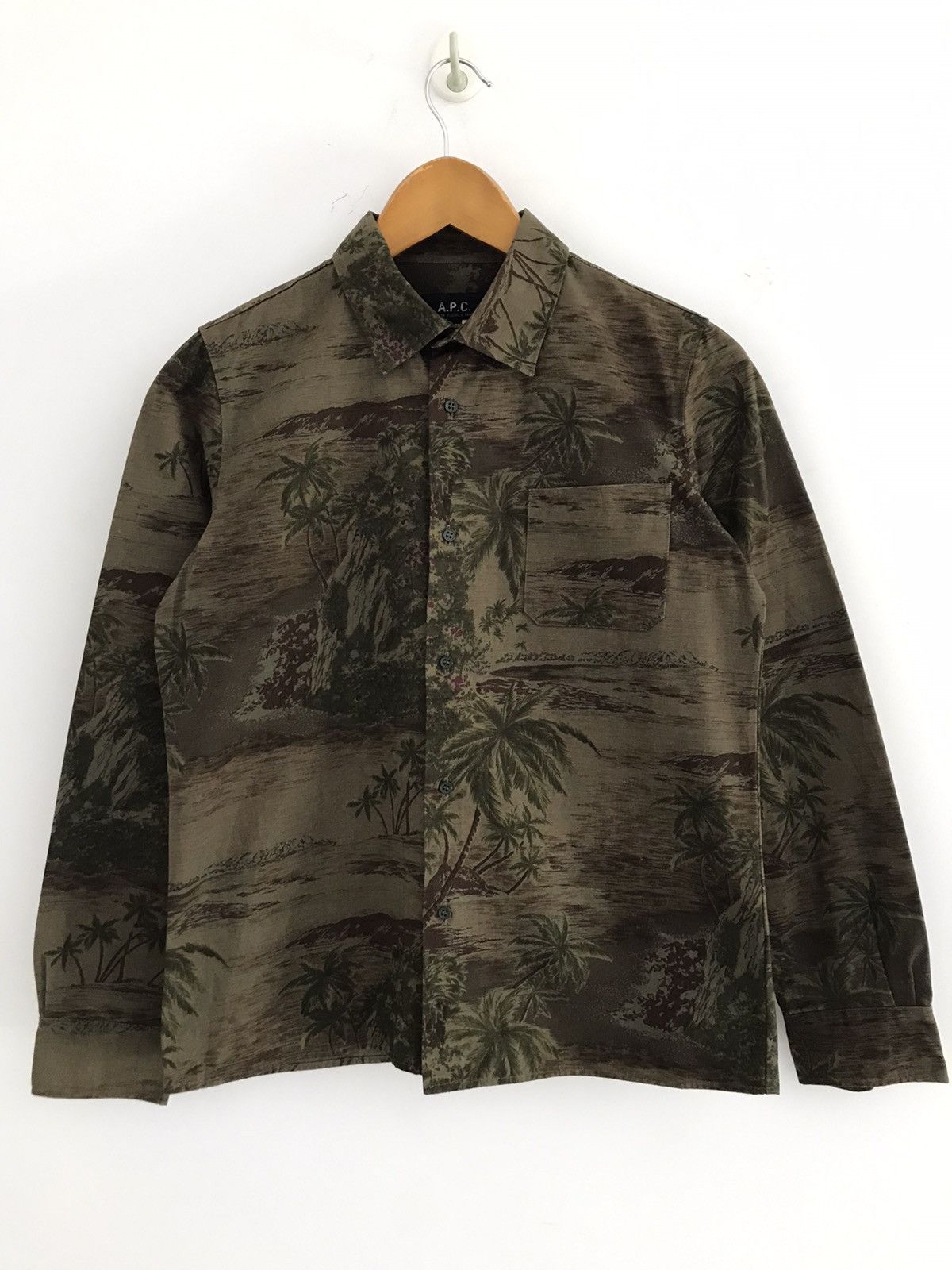 A.P.C. APC Over Printed Mountain Beach Motive Long Sleeve Shirt Size US S / EU 44-46 / 1 - 1 Thumbnail
