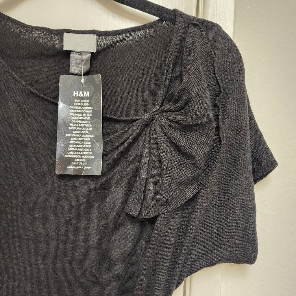H&M NWT H&M Dress with Belt Size S / US 4 / IT 40 - 3 Thumbnail
