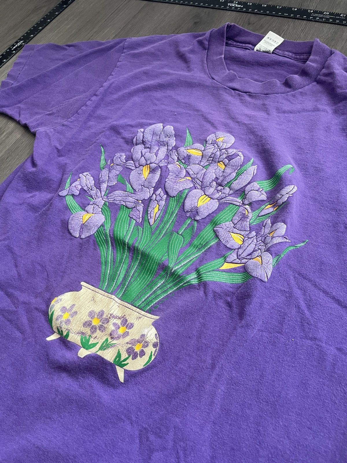 Fruit Of The Loom Vintage FOTL “Purple Iris Flowers” Graphic T-Shirt (Sz. L) Size US L / EU 52-54 / 3 - 2 Thumbnail