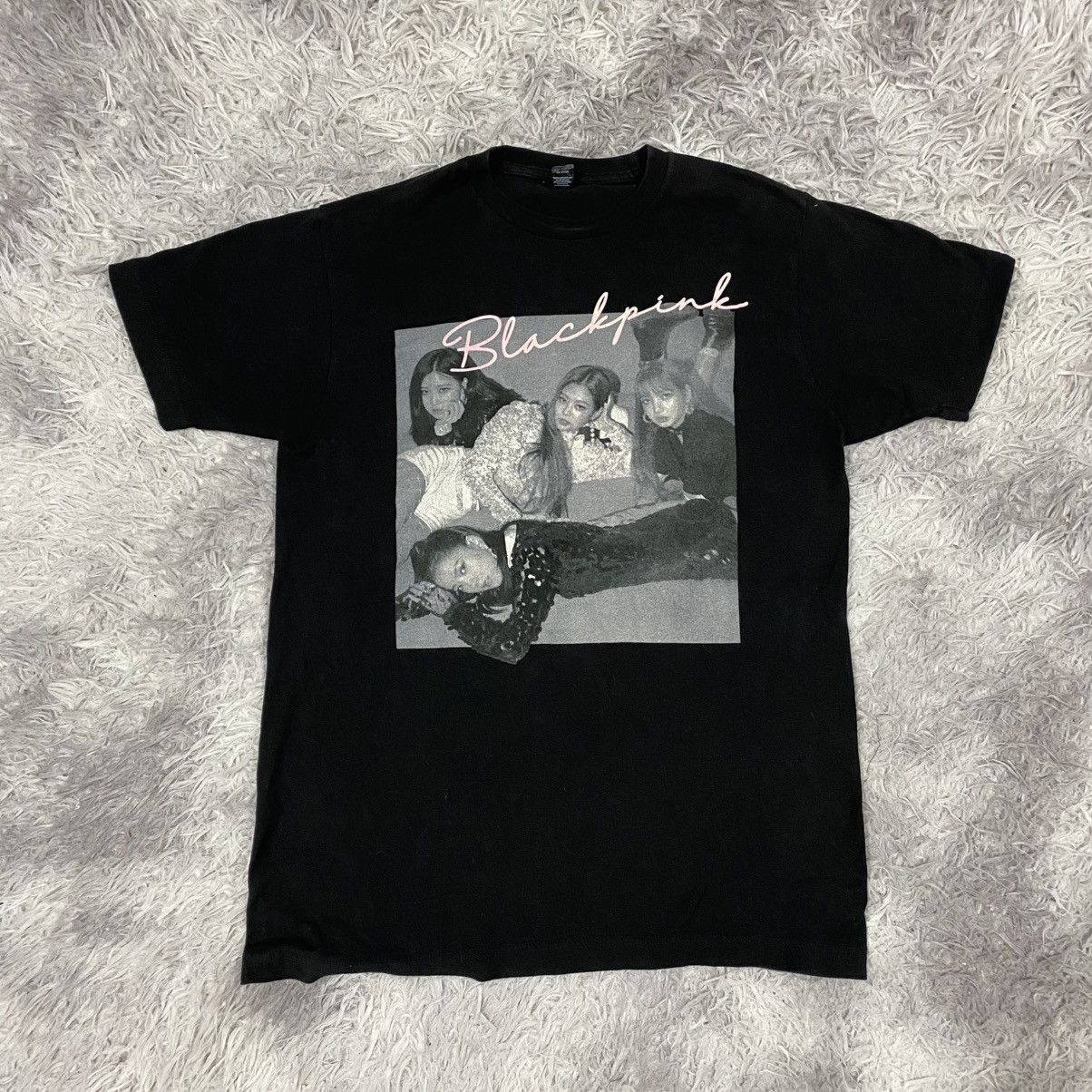 Band Tees × Tultex × Vintage kpop band blackpink tour in your area Size US M / EU 48-50 / 2 - 1 Thumbnail