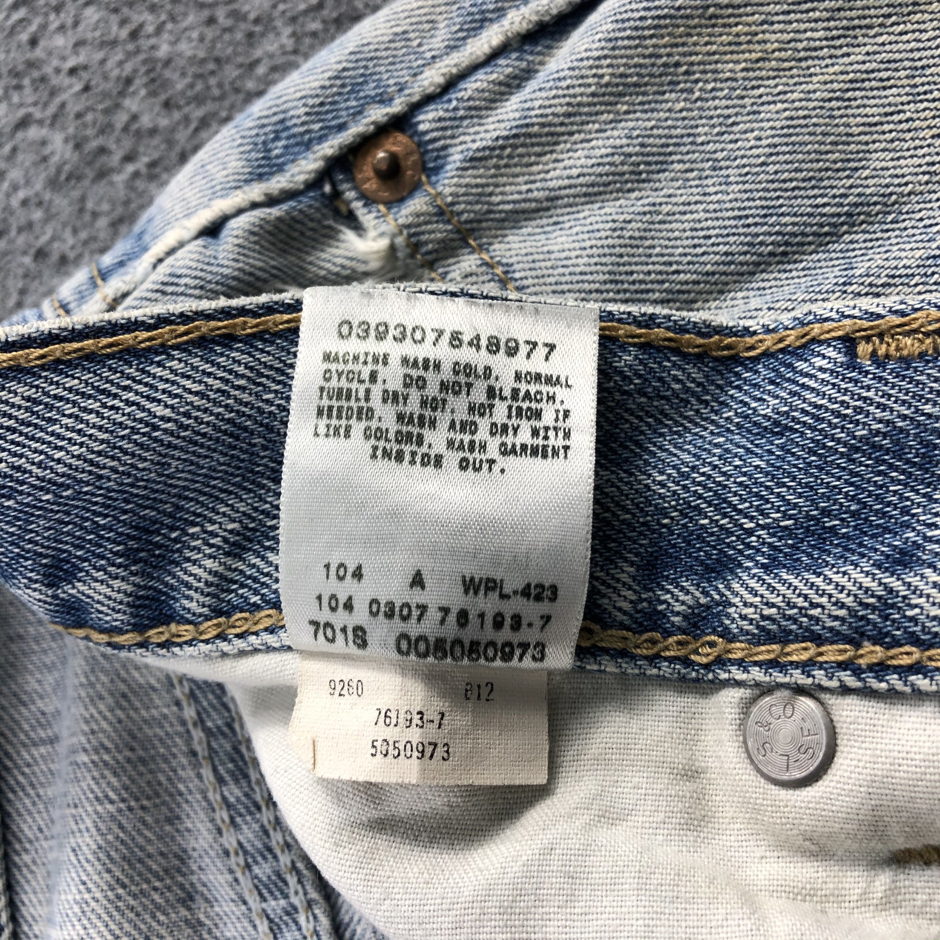 Levi's Vintage Light Wash Levis 505 Jeans-JM1996 Size US 36 / EU 52 - 11 Thumbnail
