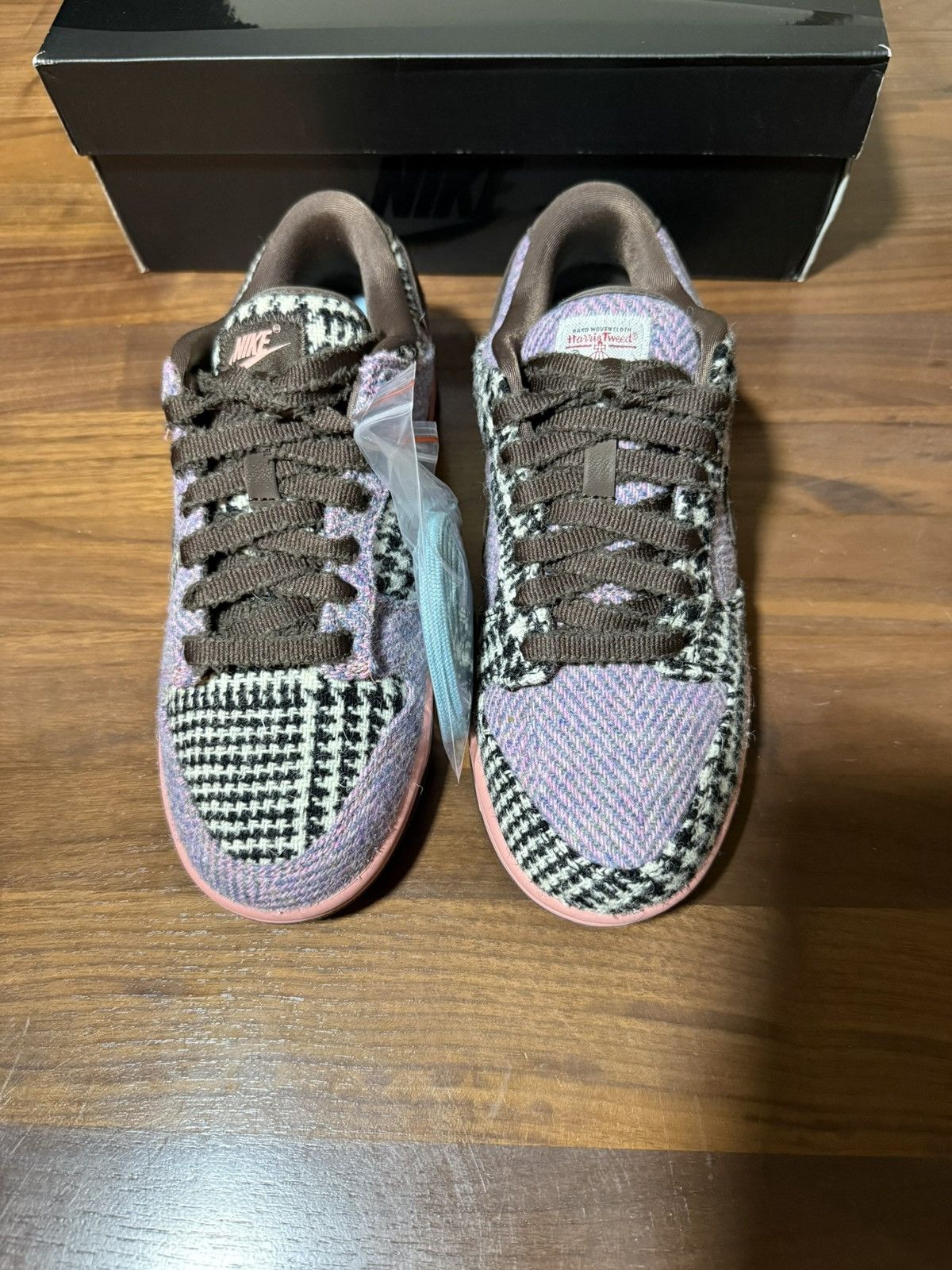 Nike Nike HARRIS TWEED X WMNS DUNK LOW 'PURPLE PINK' Shoes Size 8 Size US 8 / IT 38 - 4 Thumbnail