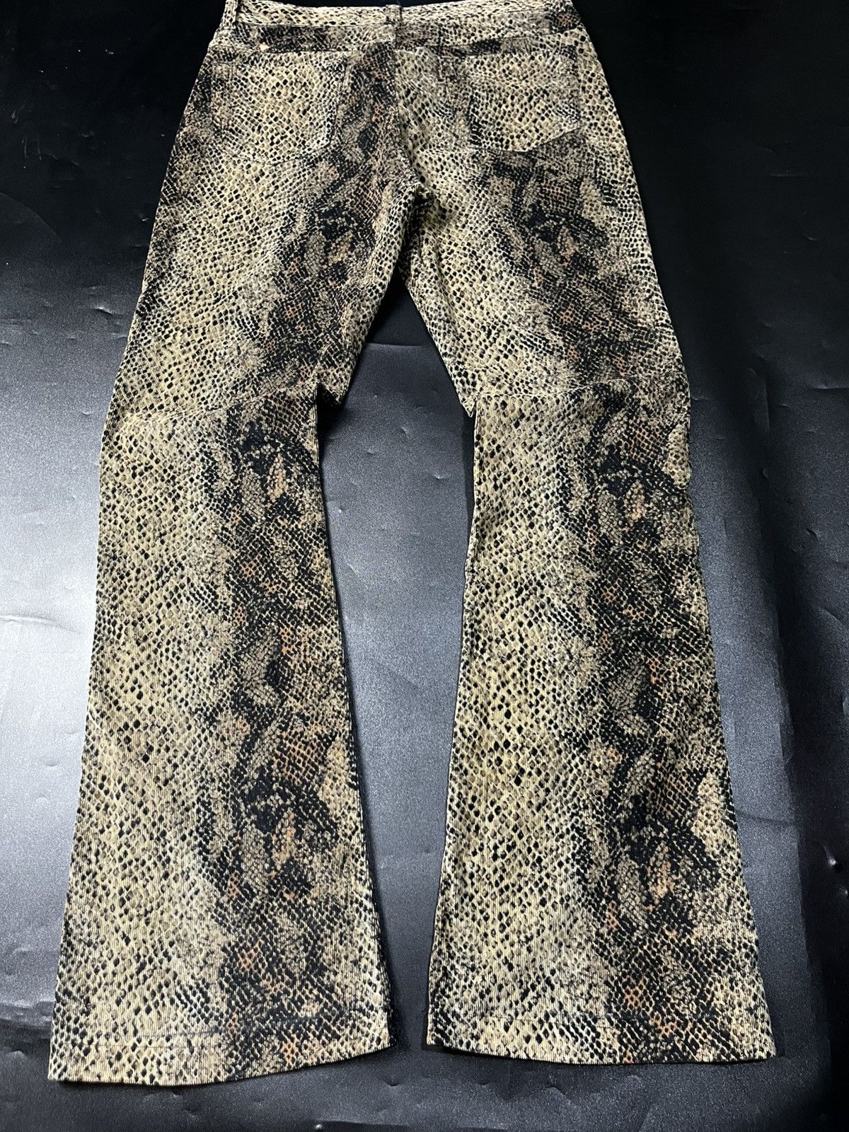 Japanese Brand Japanese snake python Super flare by Gozip Size US 28 / EU 44 - 4 Thumbnail