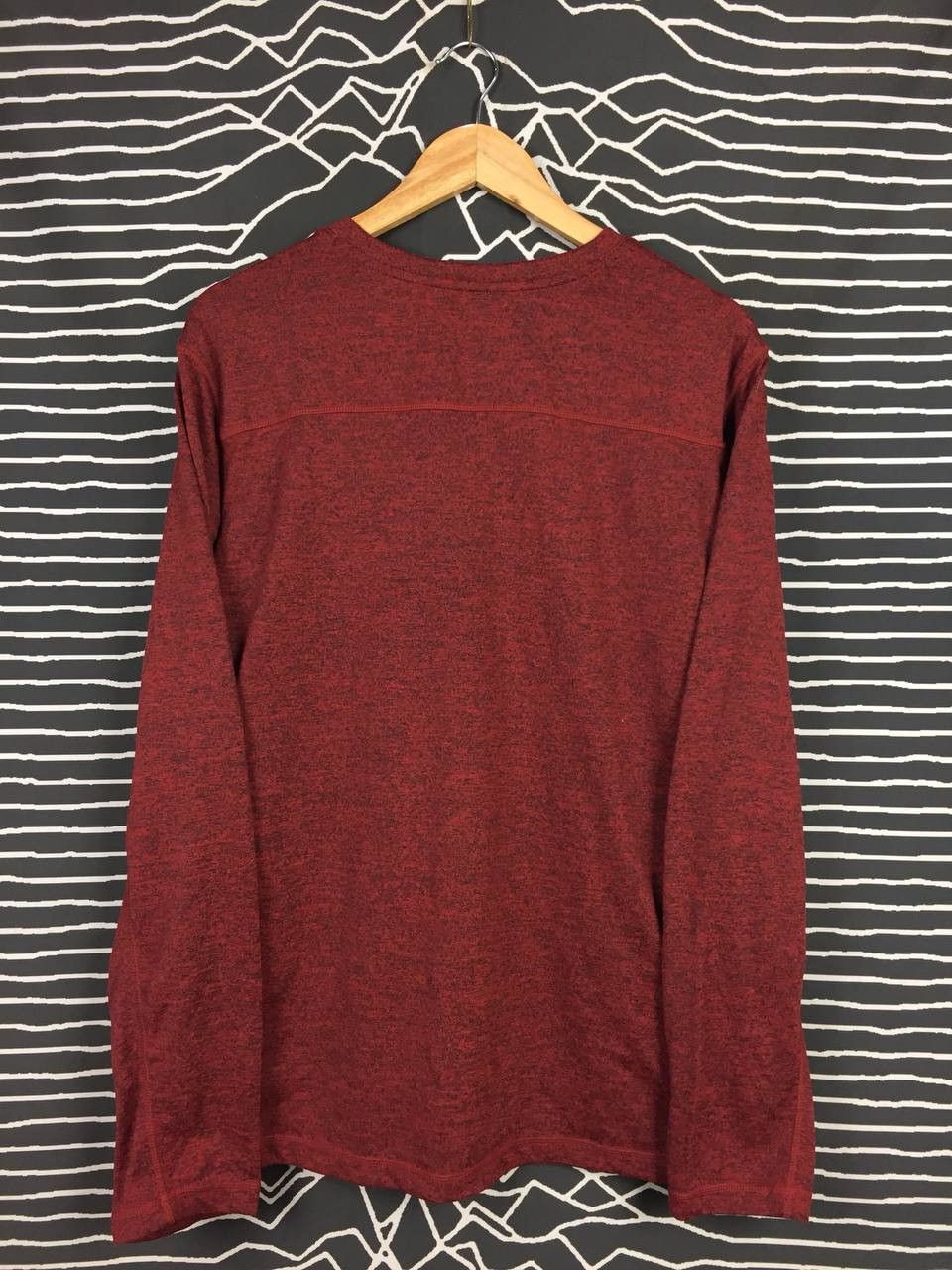 Eddie Bauer Eddie Bauer Outdoor Outfitter FREEDRY Longsleeve Tee Size US XL / EU 56 / 4 - 5 Thumbnail