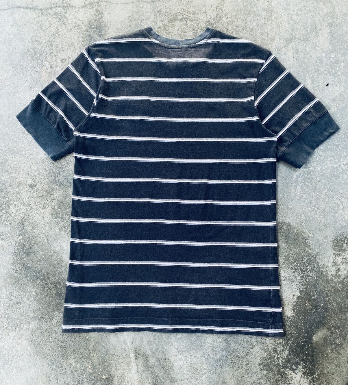 Nike Vintage Y2k Nike Juventus Stripped Faded Tees Size US M / EU 48-50 / 2 - 2 Thumbnail