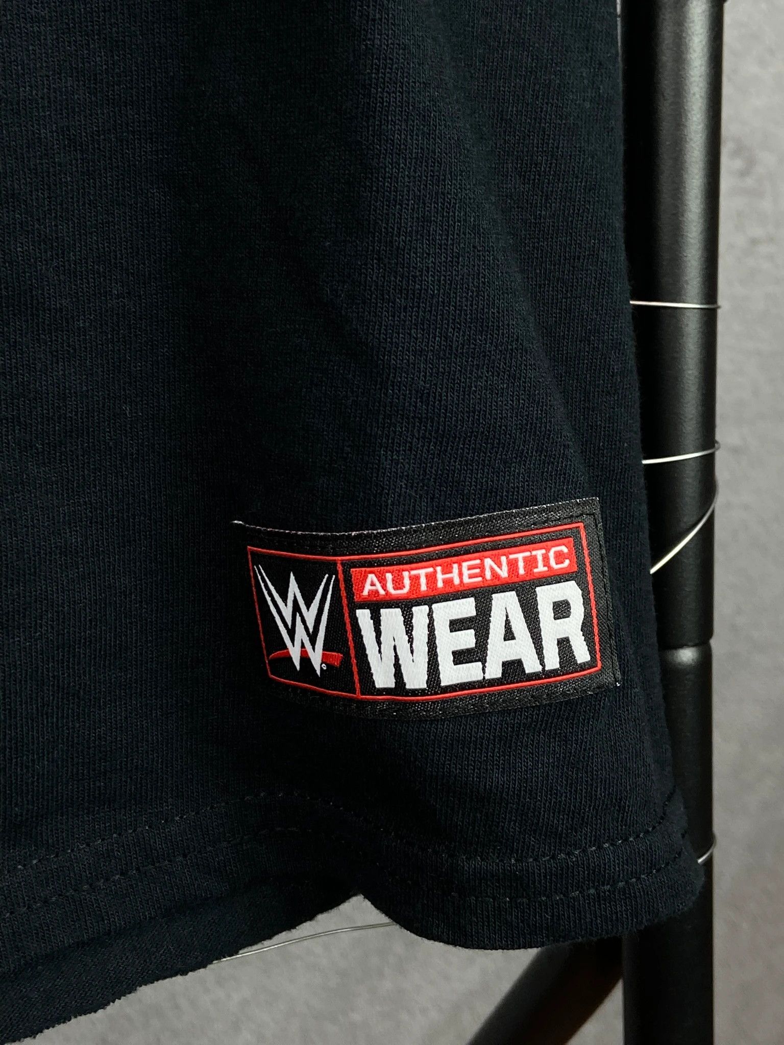 WWE WWE t-shirt Drink It In Man wrestling graphic tee Size US XL / EU 56 / 4 - 3 Thumbnail