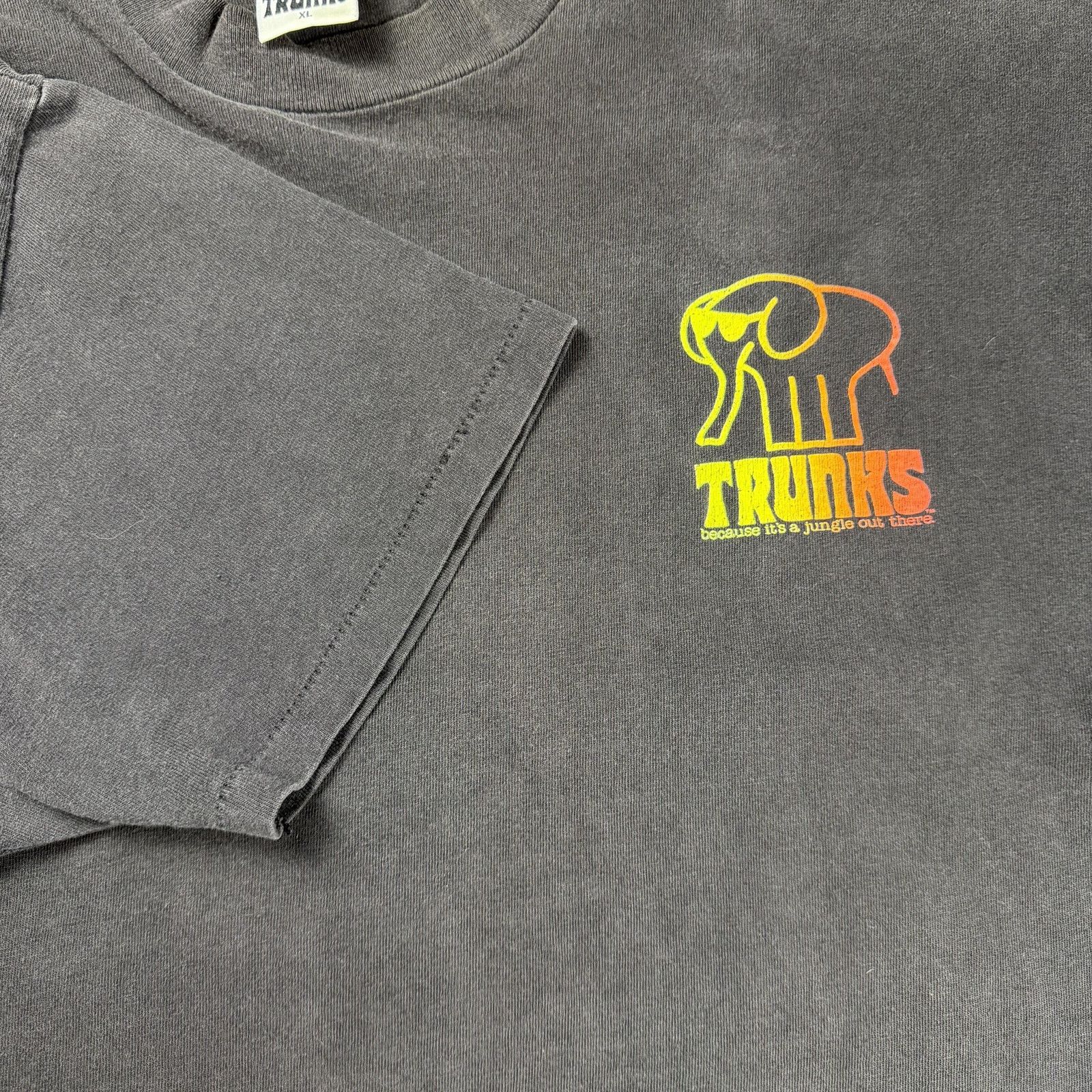 Vintage Vintage 90s Single Stitch Trunks Elephant Graphic Tee Size US XL / EU 56 / 4 - 7 Thumbnail