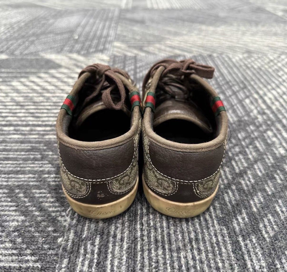 Gucci Gucci Monogram All Over Print Sneakers J42 Size US 4.5 / IT 34.5 - 3 Thumbnail