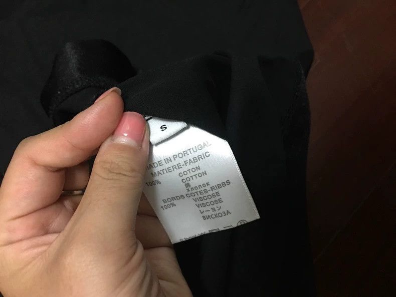 Givenchy Givenchy Black round neck letter T-shirt Size US S / EU 44-46 / 1 - 6 Thumbnail