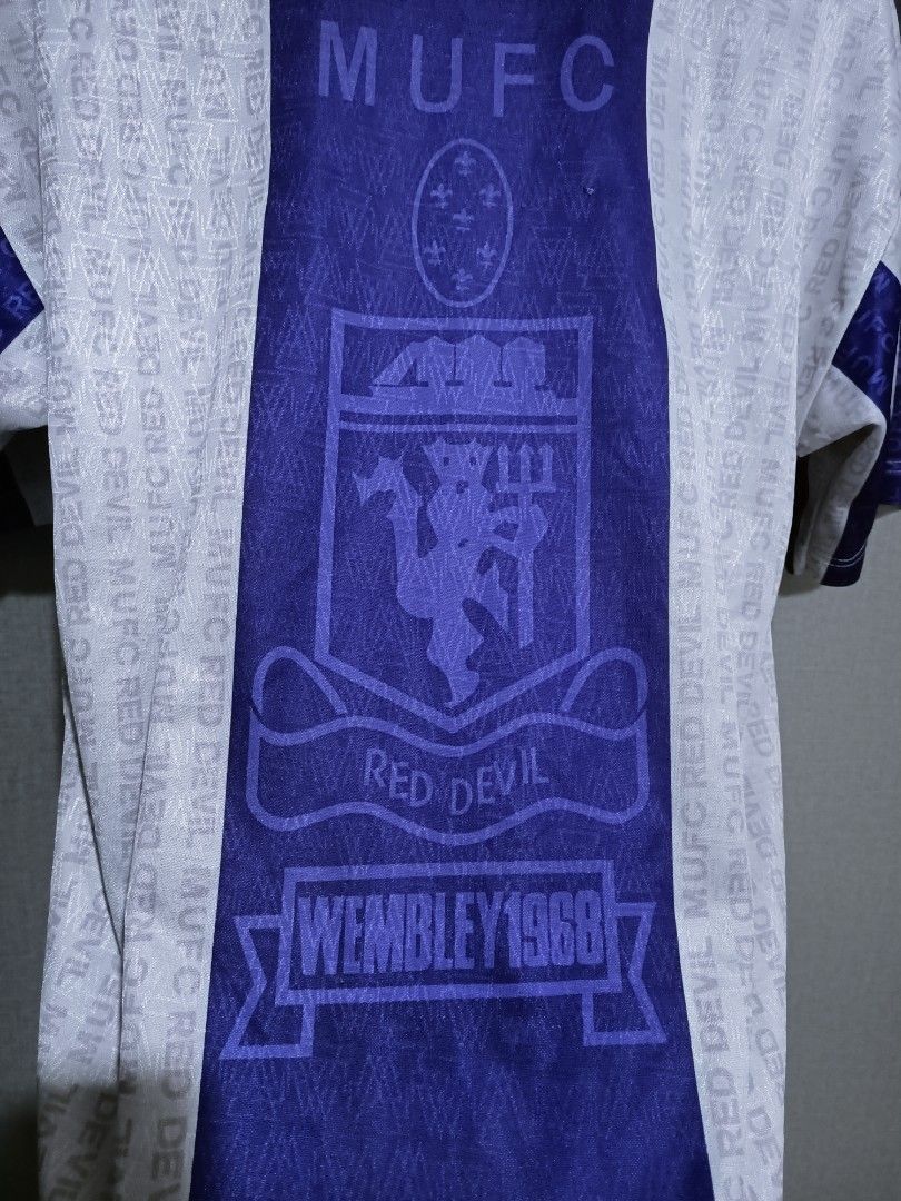 Vintage Vintage Bootleg MUFC "Wembley 1968" Jersey – Unisport XL Size US XL / EU 56 / 4 - 5 Thumbnail