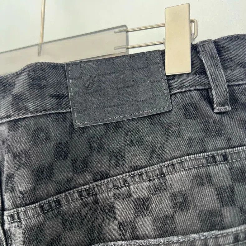 Louis Vuitton Louis Vuitton SS25 Damier Flocked Jeans. Size US 36 / EU 52 - 4 Thumbnail