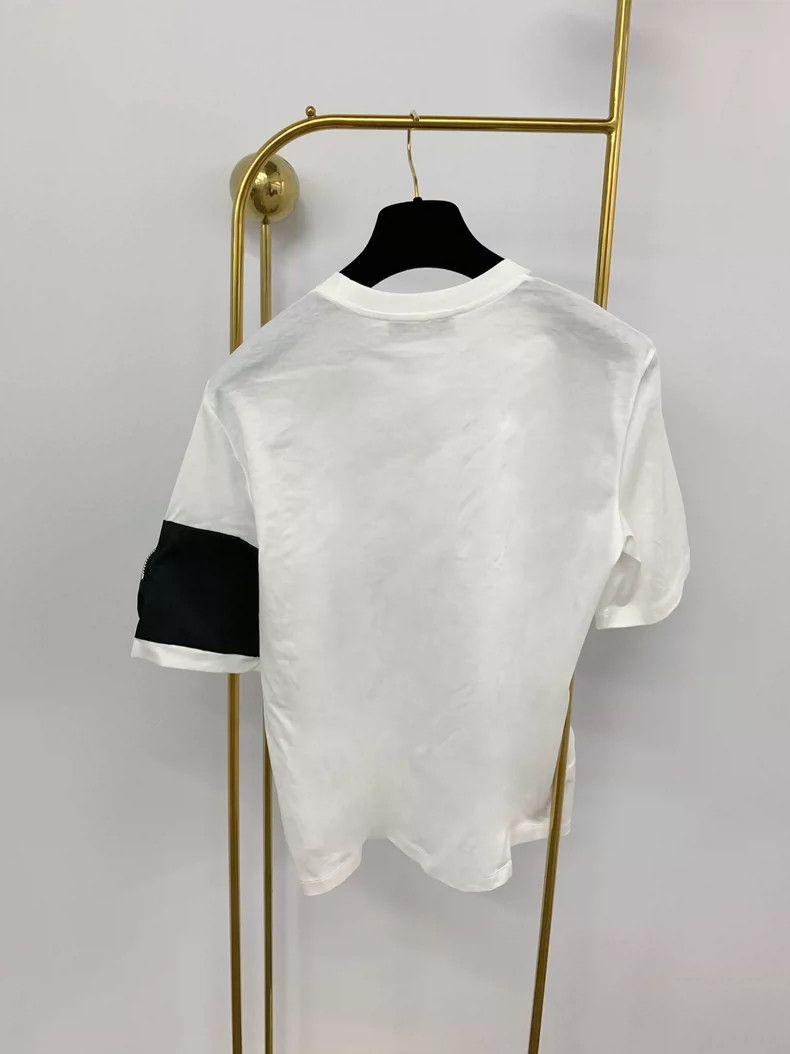 Prada Prada White bag with short sleeves Size US S / EU 44-46 / 1 - 2 Thumbnail