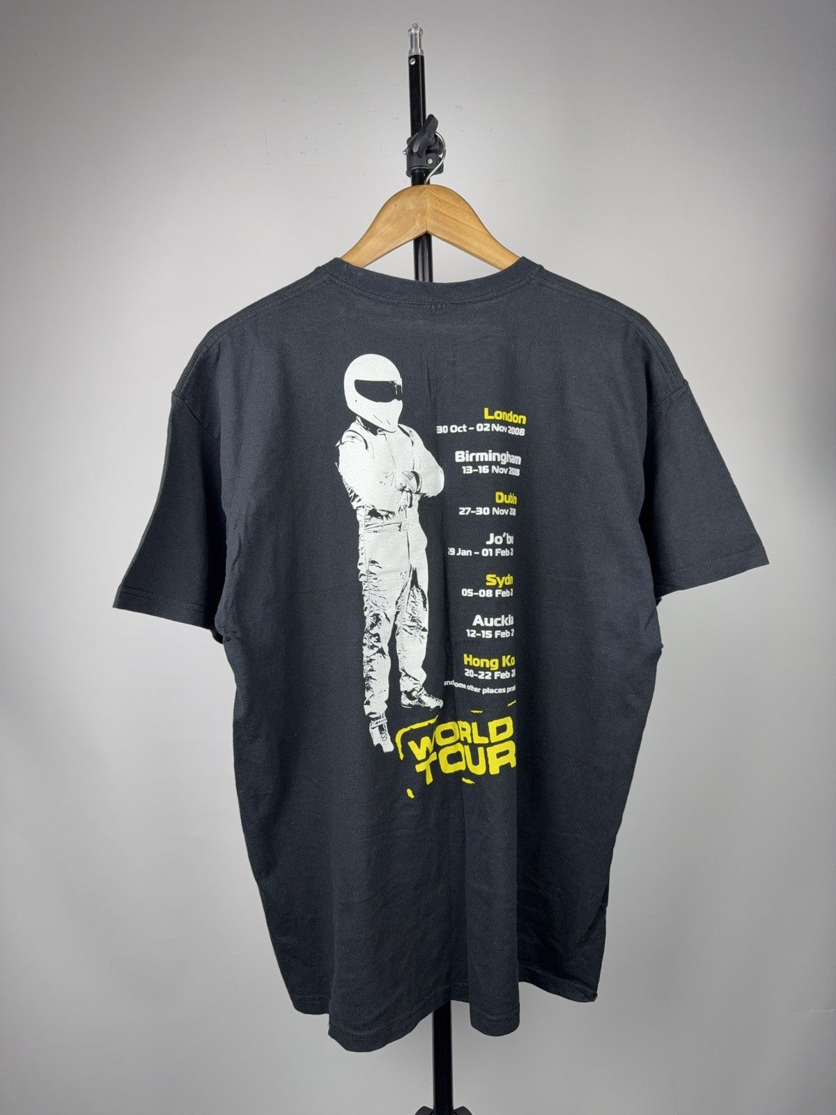 Vintage 00s Vintage 2008 Top Gear Live World Tour Graphic T-Shirt XL Size US XL / EU 56 / 4 - 11 Thumbnail