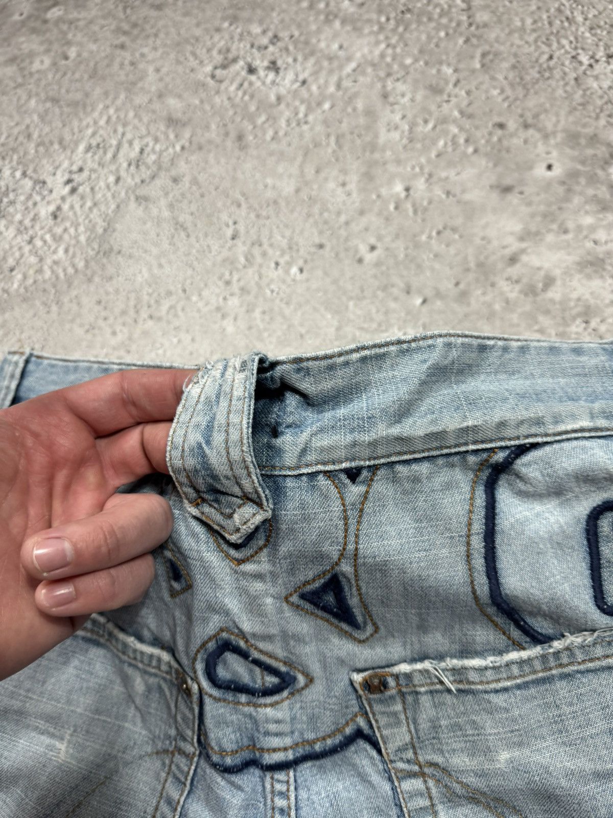 Dolce & Gabbana Dolce Gabbana D&G Big Logo Distressed Denim Jeans Y2K Pants Size US 33 - 9 Thumbnail