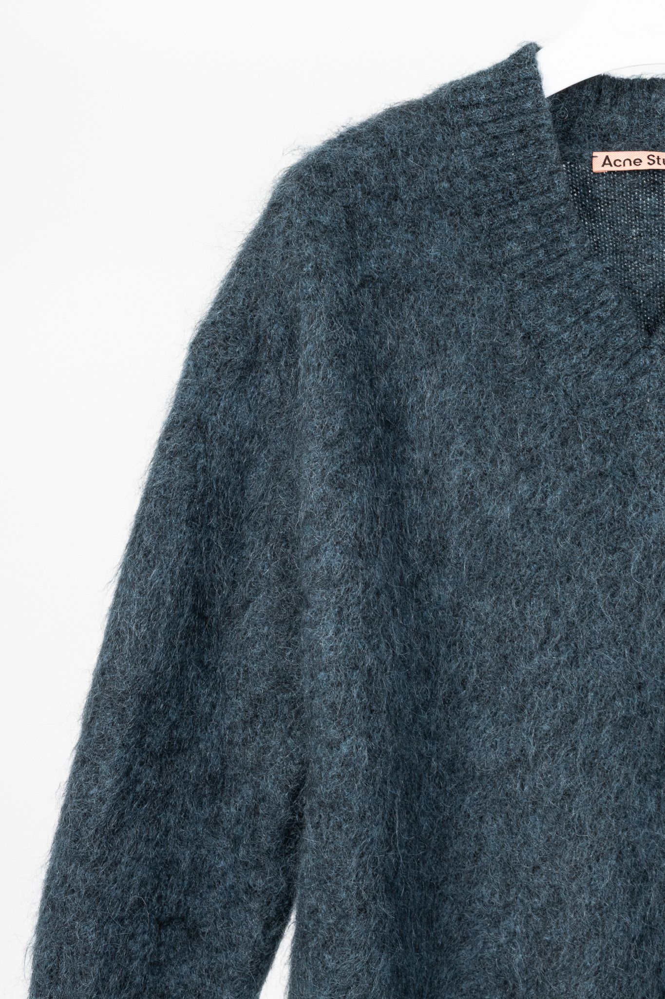 Acne Studios Acne Studios Blue Wool & Mohair V-Neck Sweater Size XS / US 0-2 / IT 36-38 - 5 Thumbnail