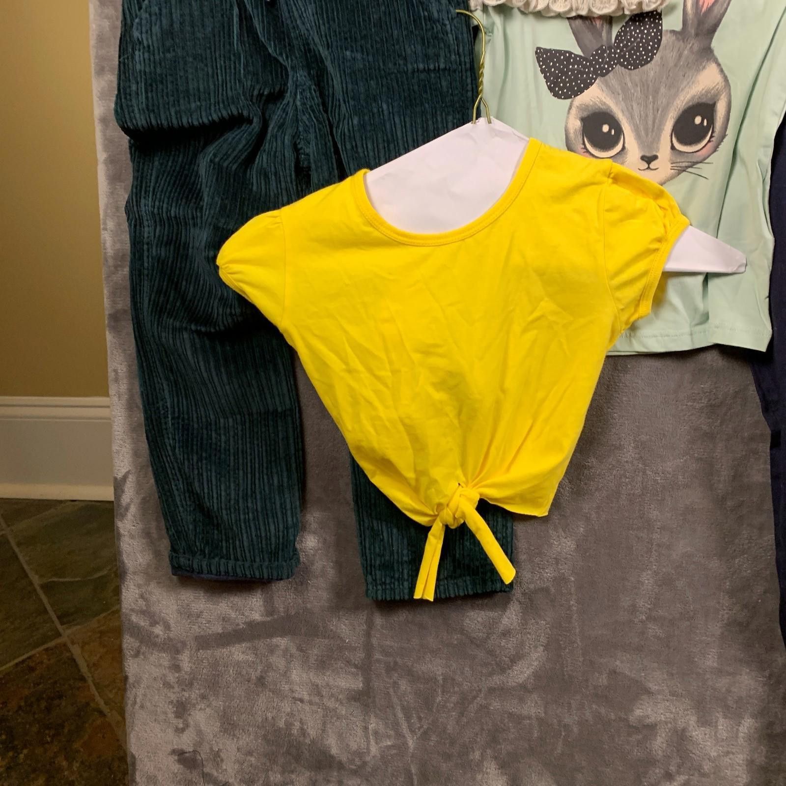 The Unbranded Brand Girls 4/5/6 & Boys M6/5 Clothing Bundle (345) Size ONE SIZE - 6 Thumbnail