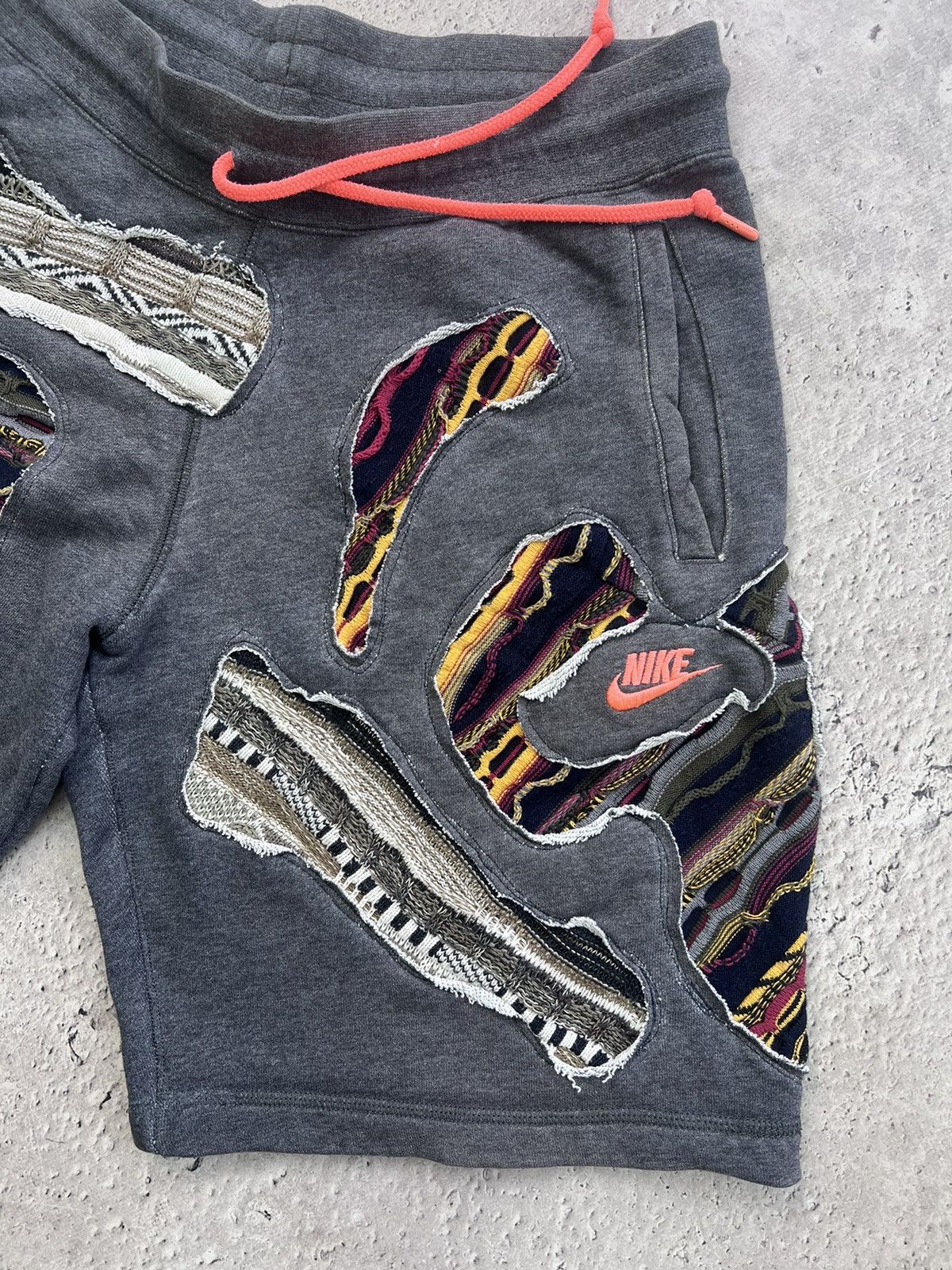 Nike × Vintage VTG 90s REWORKED COOGI STYLE NIKE SWOOSH CARGO SHORT PANTS Size US 32 / EU 48 - 3 Thumbnail
