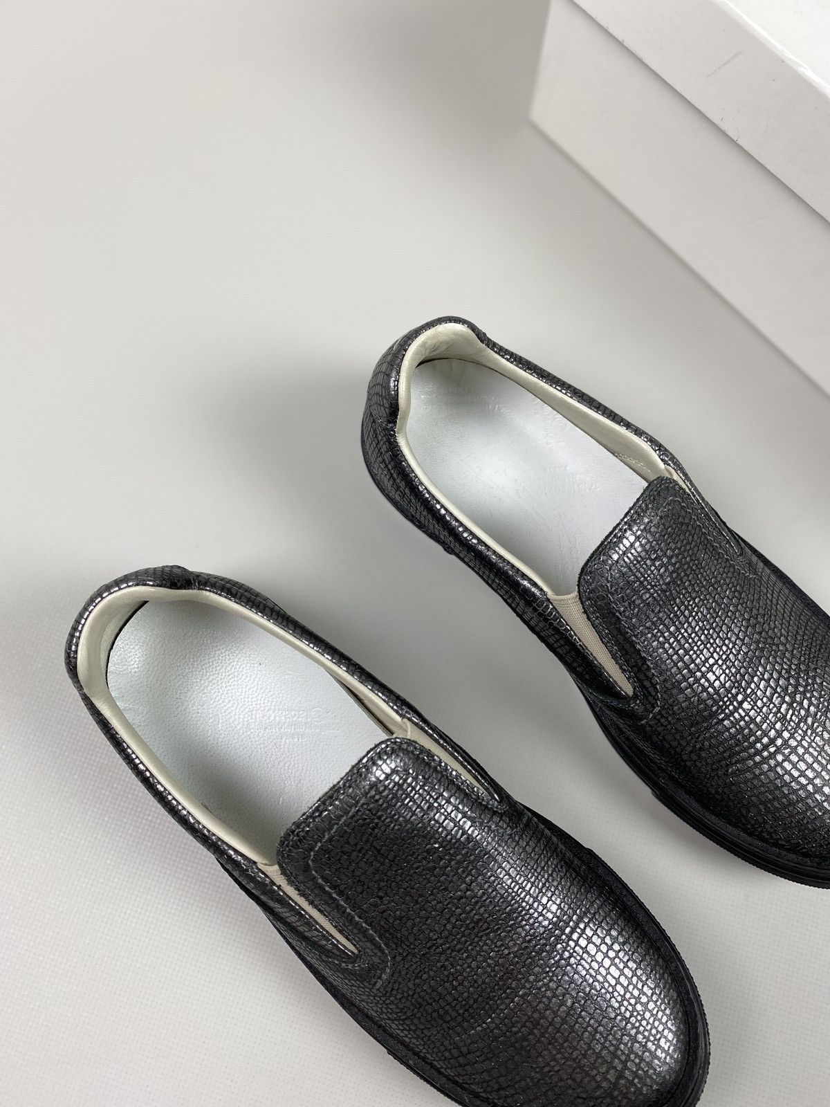 Maison Margiela New! Maison Margiela 22 ladies slip on shoes sneakers Size US 6 / IT 36 - 4 Thumbnail
