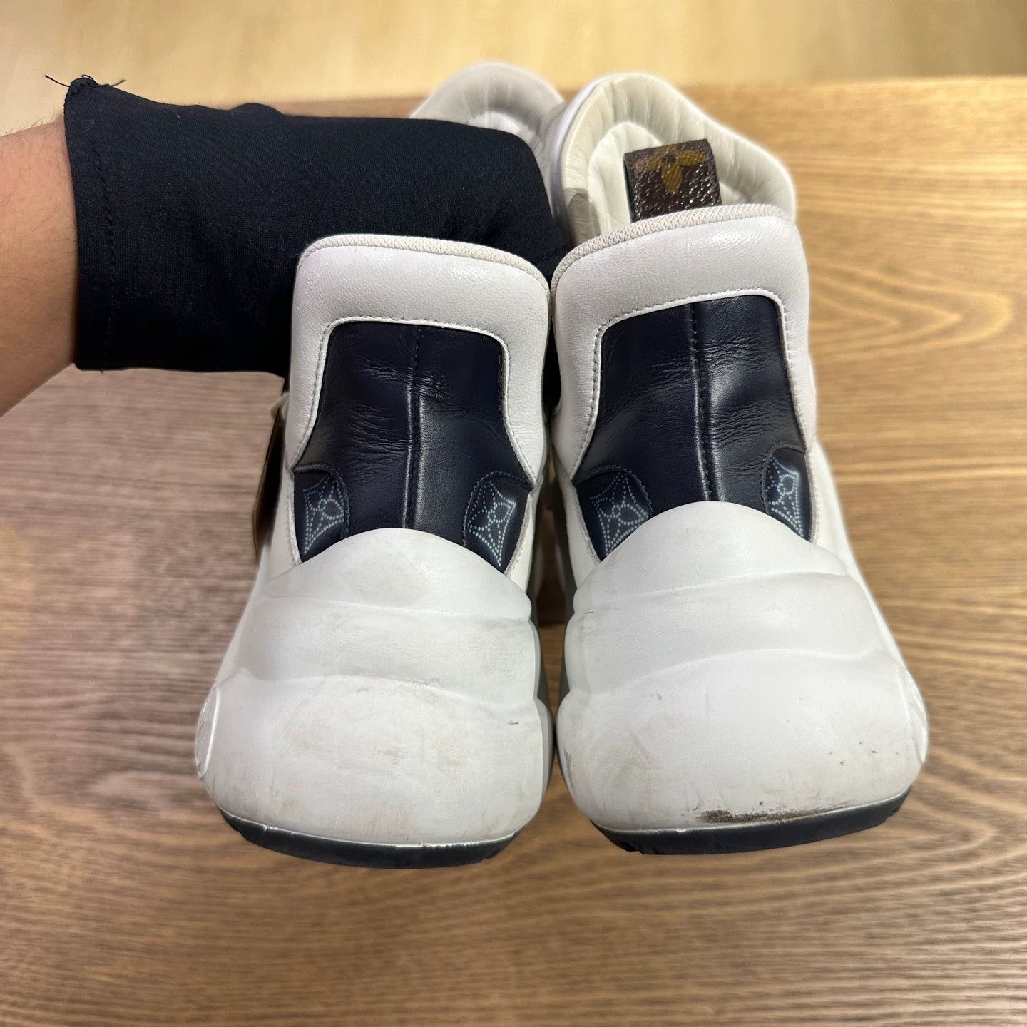 Louis Vuitton LV mar506 Archlight Lace-up Logo Sneakers Women's 36 Size US 5.5 / IT 35.5 - 5 Thumbnail