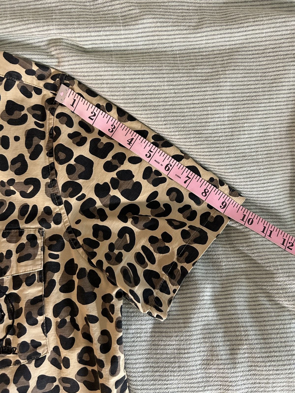Stussy Stussy Cheetah Print Shirt - Hold Di Medz Size US S / EU 44-46 / 1 - 10 Thumbnail