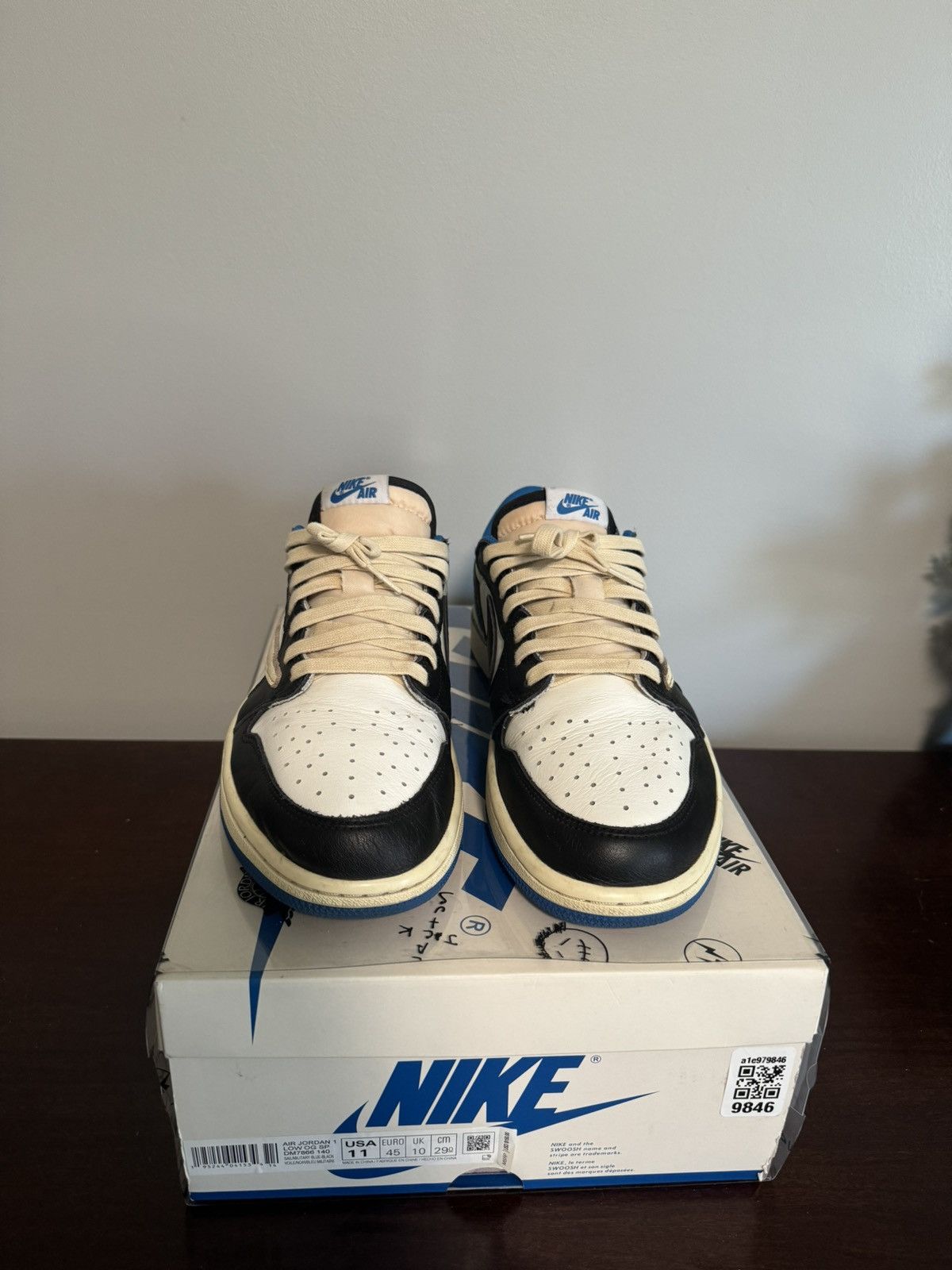 Jordan Brand Travis Scott Fragment Jordan 1 Low Size 11 Size US 11 / EU 44 - 2 Thumbnail