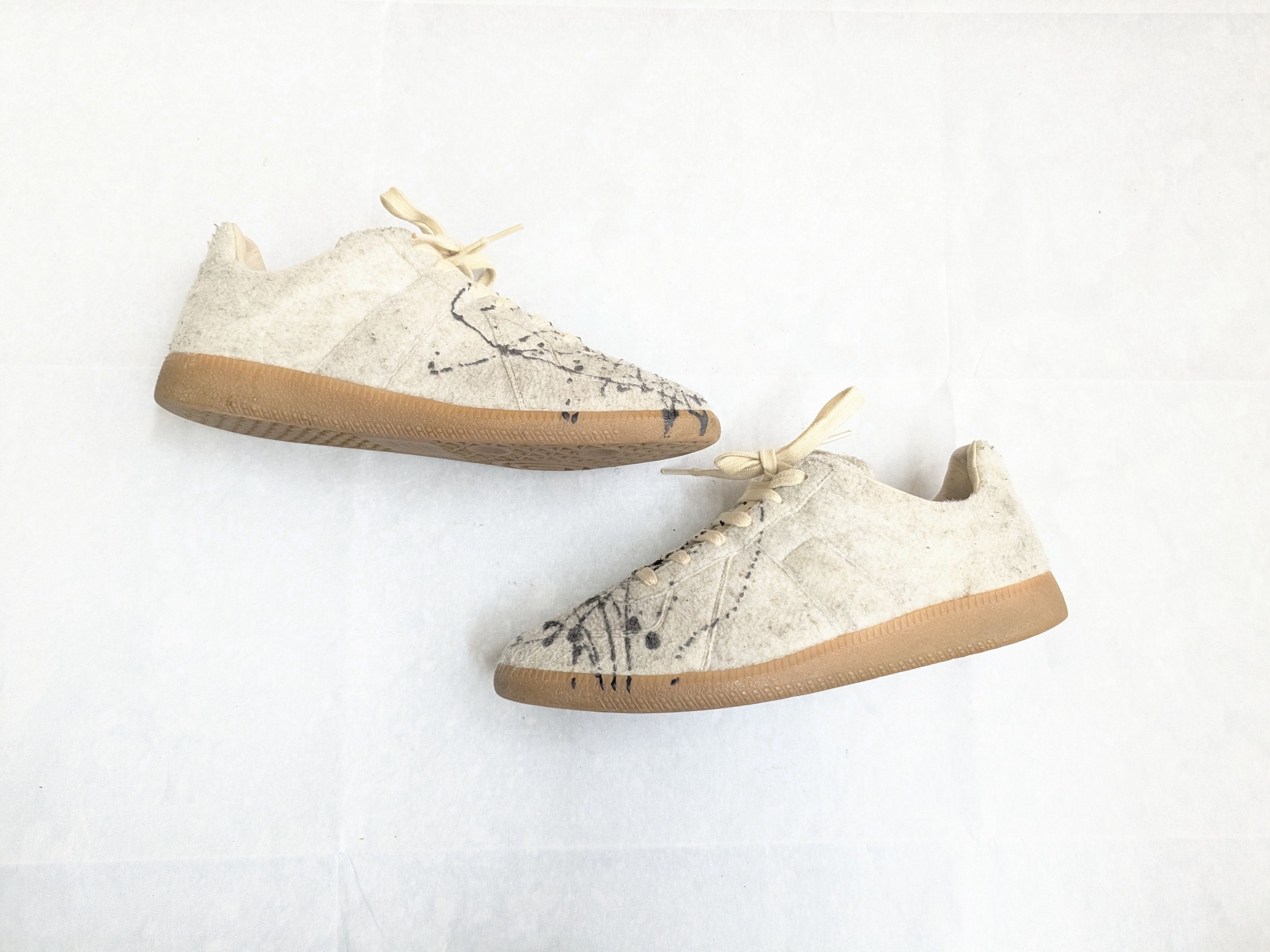 Maison Margiela Maison Margiela Replica GAT Gray Wool Paint Splatter 7 40 Size US 7 / EU 40 - 1 Thumbnail
